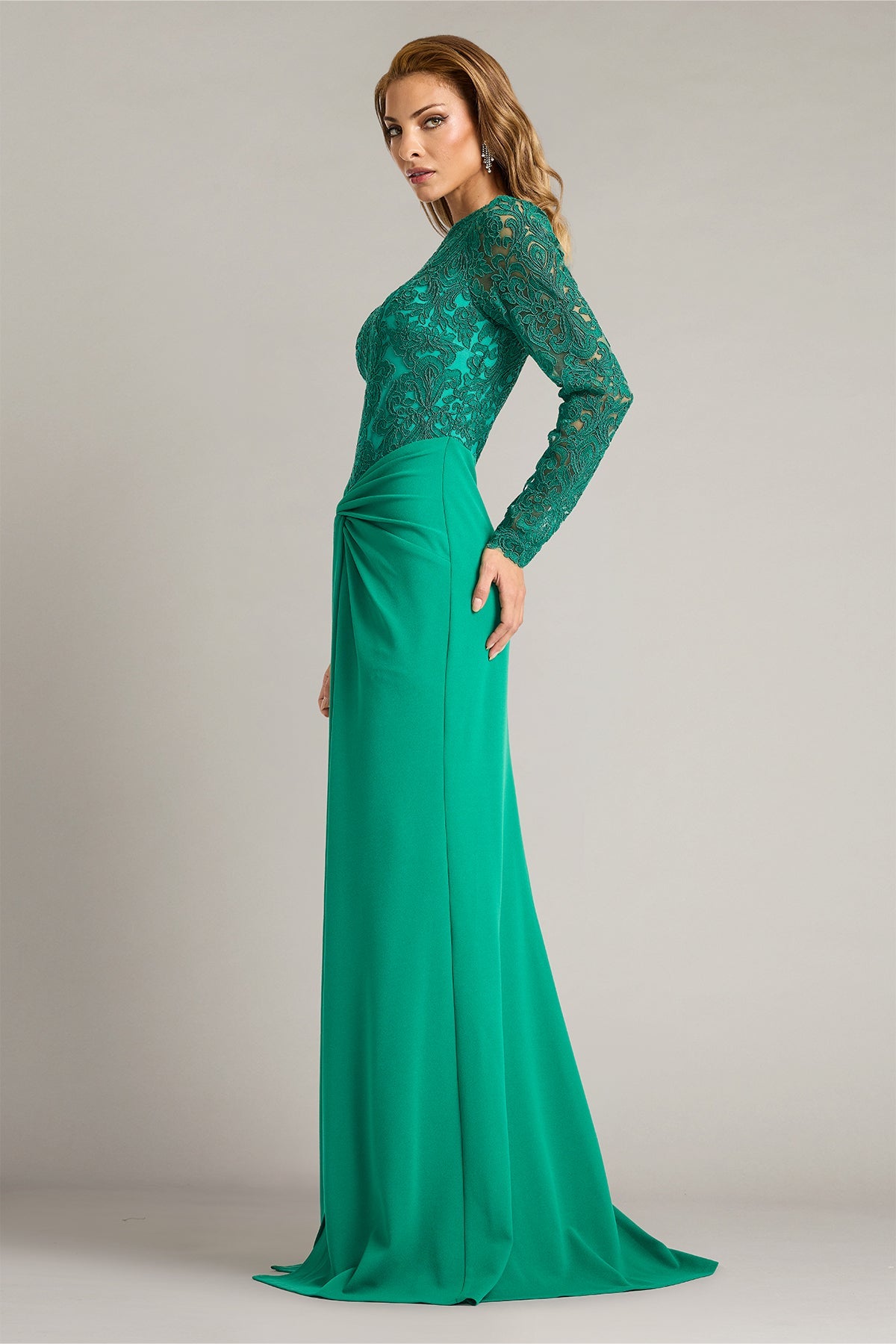 Crew/High-Neck Floor-Length Lace Formal Mermaid Tadashi Shoji CKC26257L