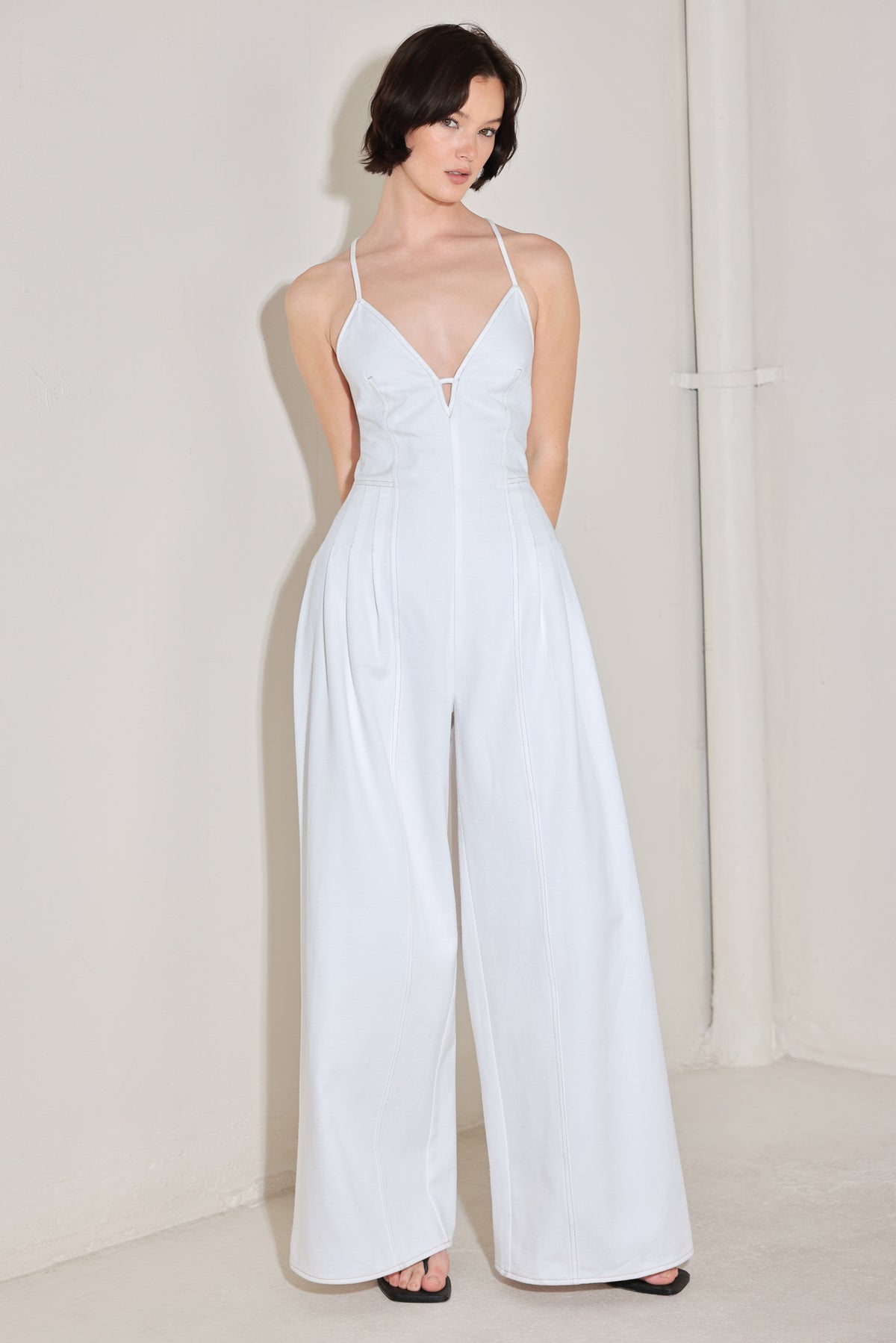 White V Neck Floor Length Crepe Casual Wide Leg Jumpsuit with Criss Cross Back Flying Tomato FP1565