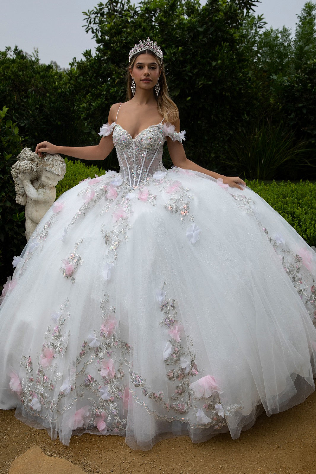 Quinceniera Dresses Long Applique Ball Gown Glitter Sequin Quinceanera Dress Off White/Pink