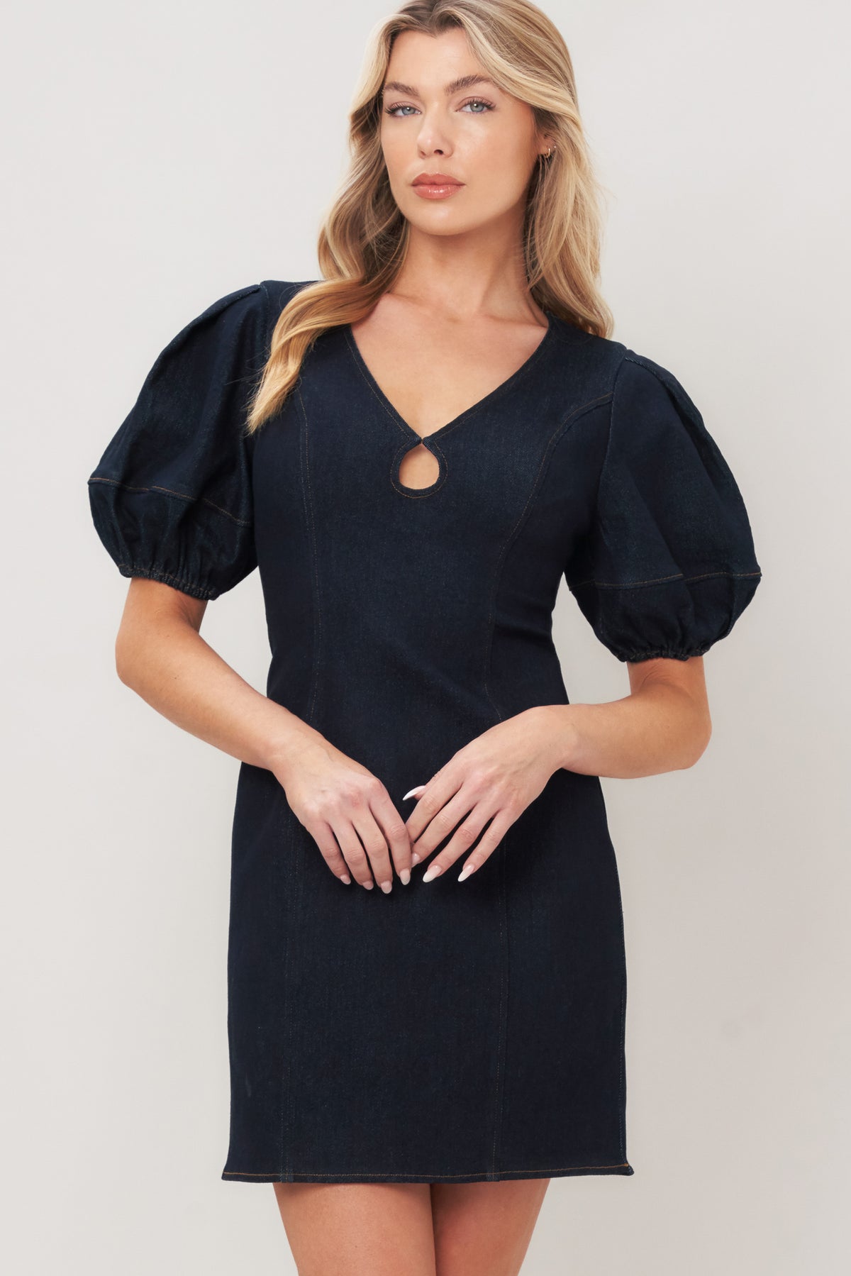V-Neck Mini Jersey Cocktail Sheath Flying Tomato ID23862