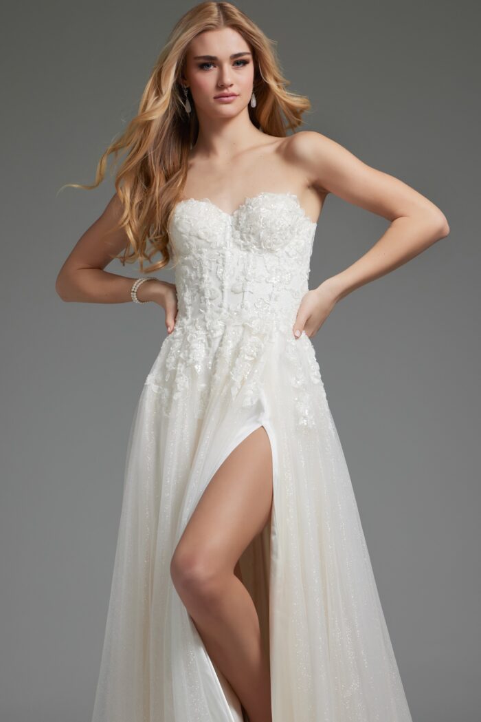 Wedding Dresses Long Beaded High Slit Bridal Wedding Dress Off-White