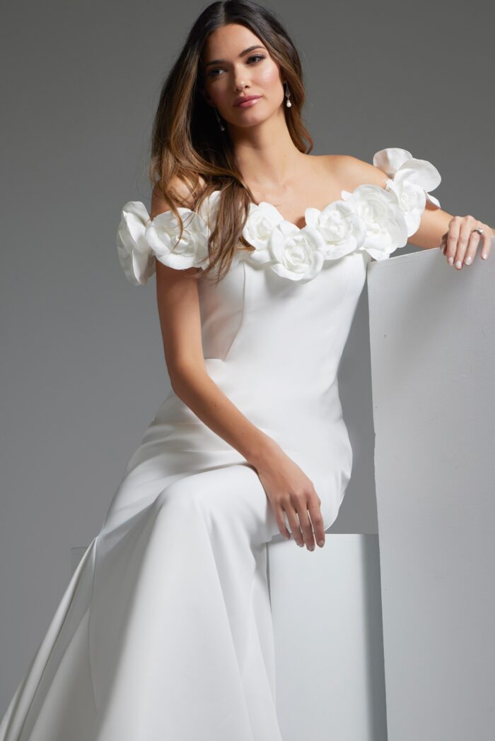 Wedding Dresses Bridal Gown Long mermaid Rosette Wedding Dress Off-White