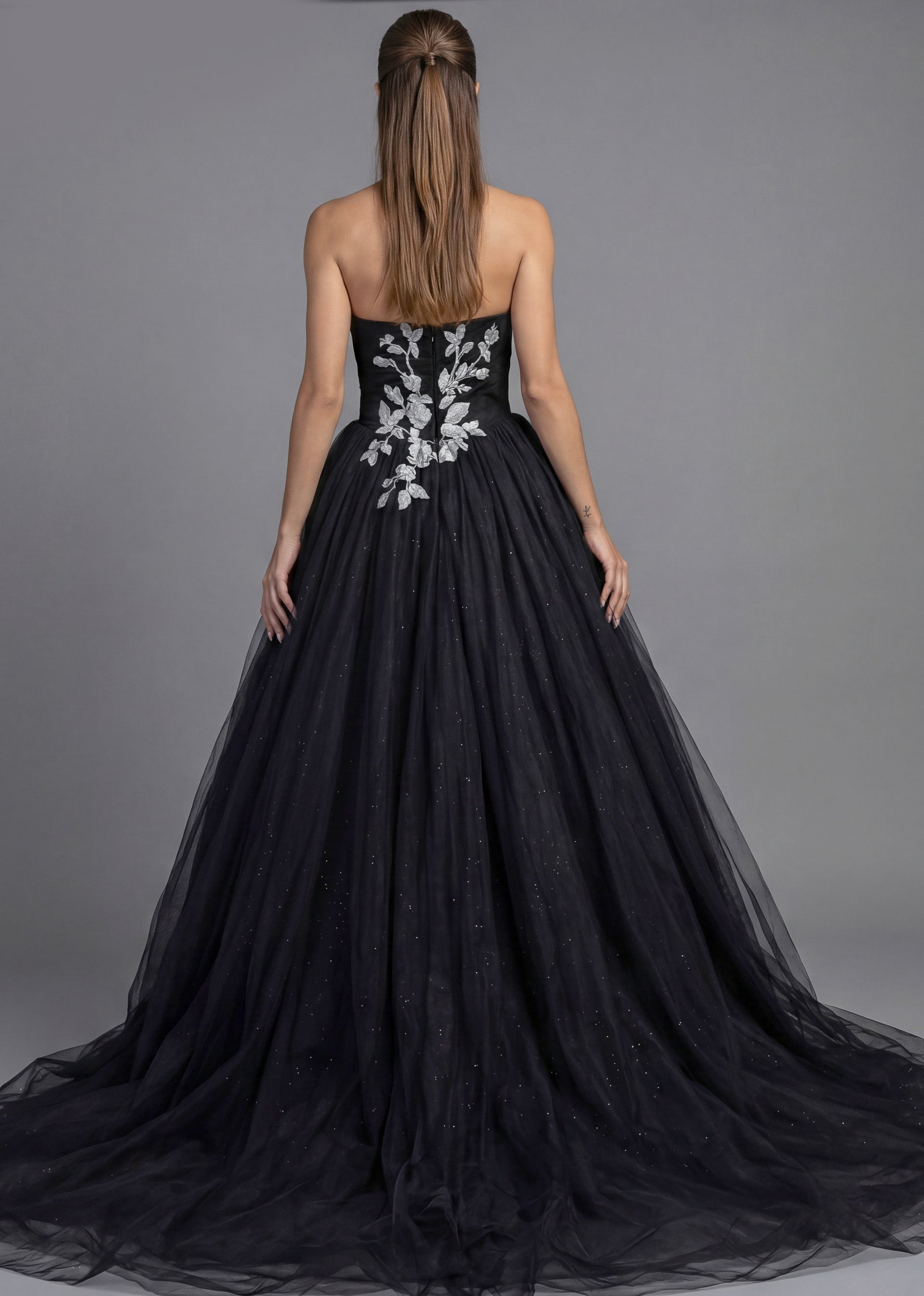 Black/Ivory Strapless Floor-Length Tulle Wedding Ball Gown with Floral Appliqué Jovani JB43233