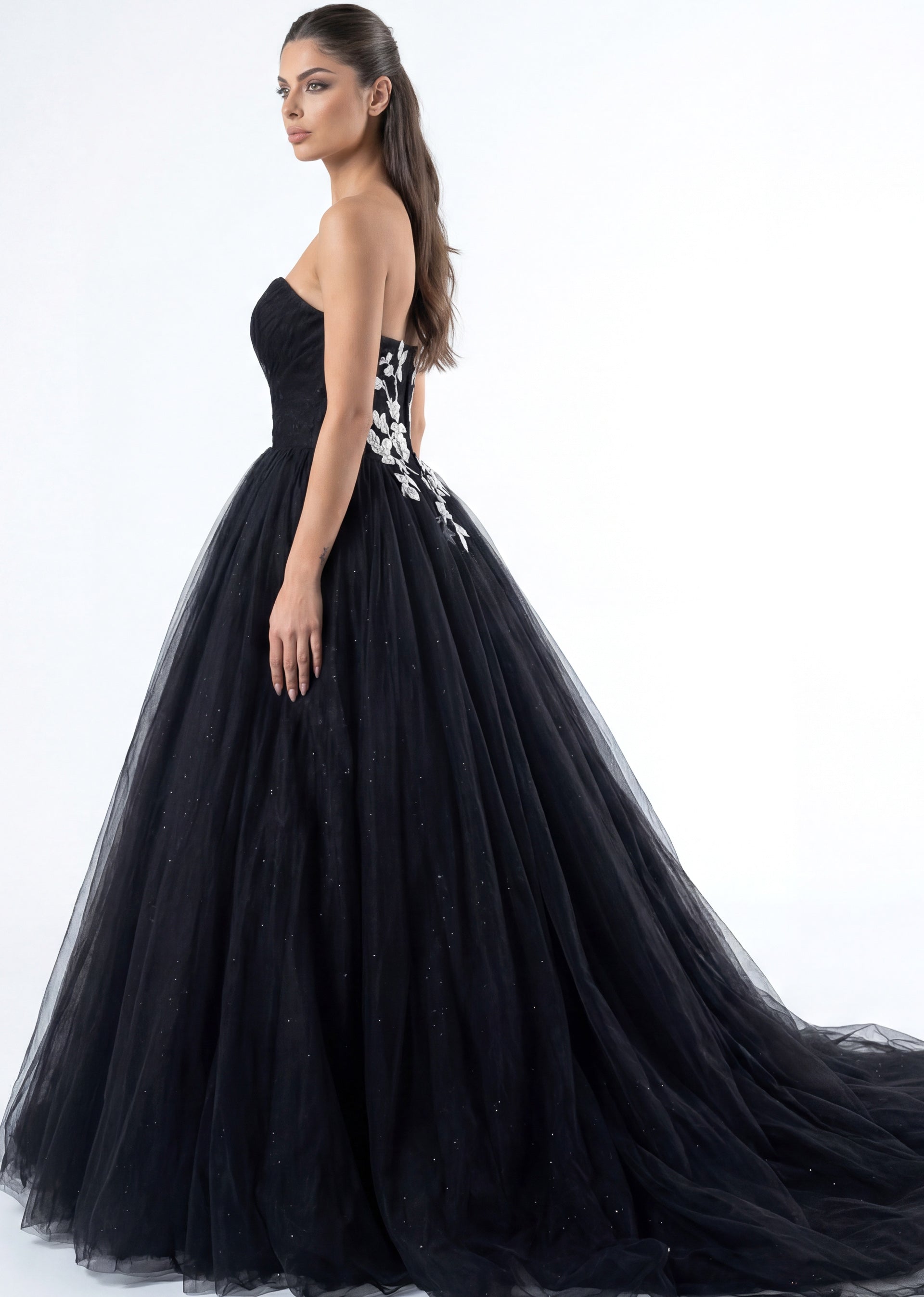Black/Ivory Strapless Floor-Length Tulle Wedding Ball Gown with Floral Appliqué Jovani JB43233