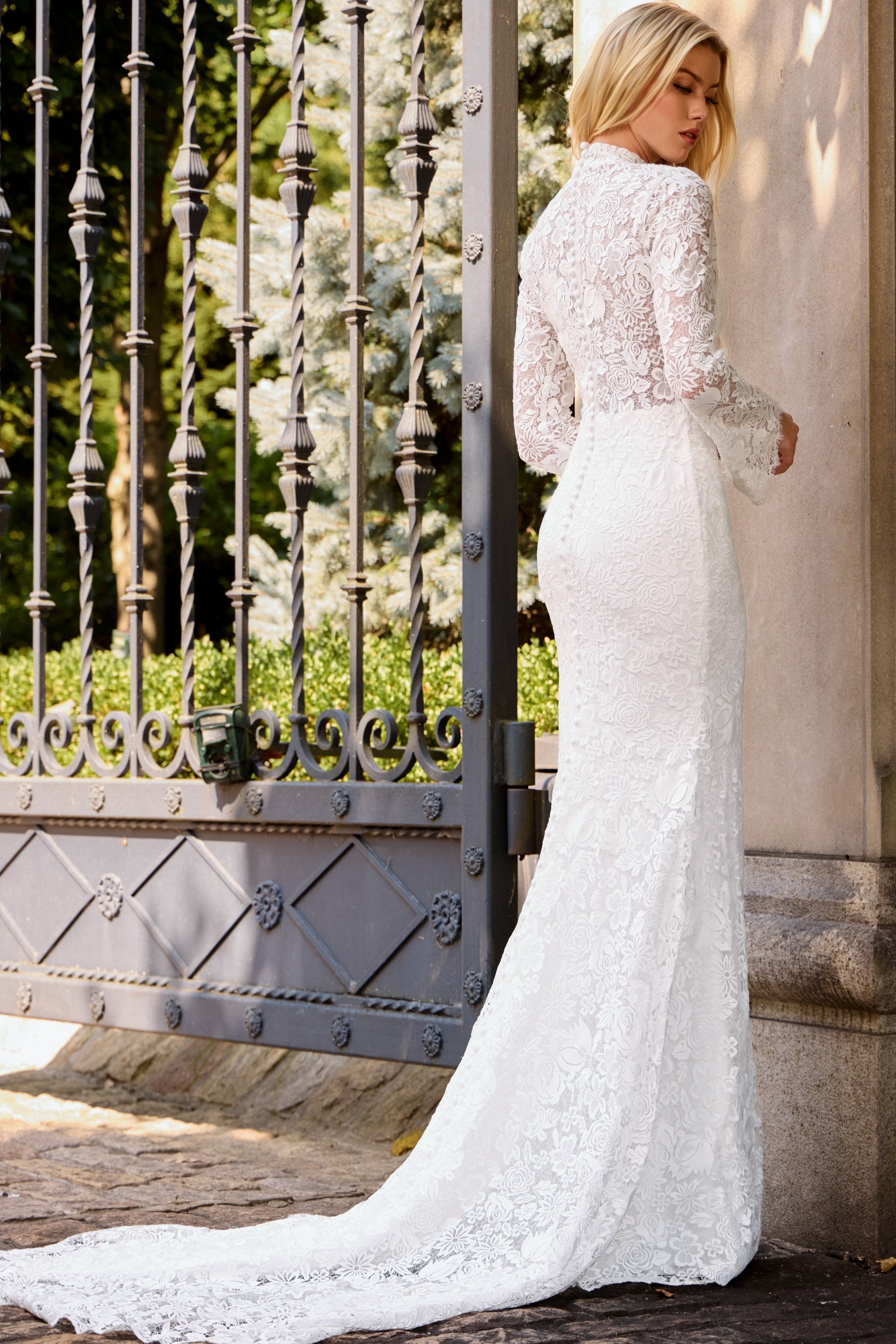 Crew/High-Neck Floor-Length Lace Wedding Mermaid/Trumpet Jovani JB45767