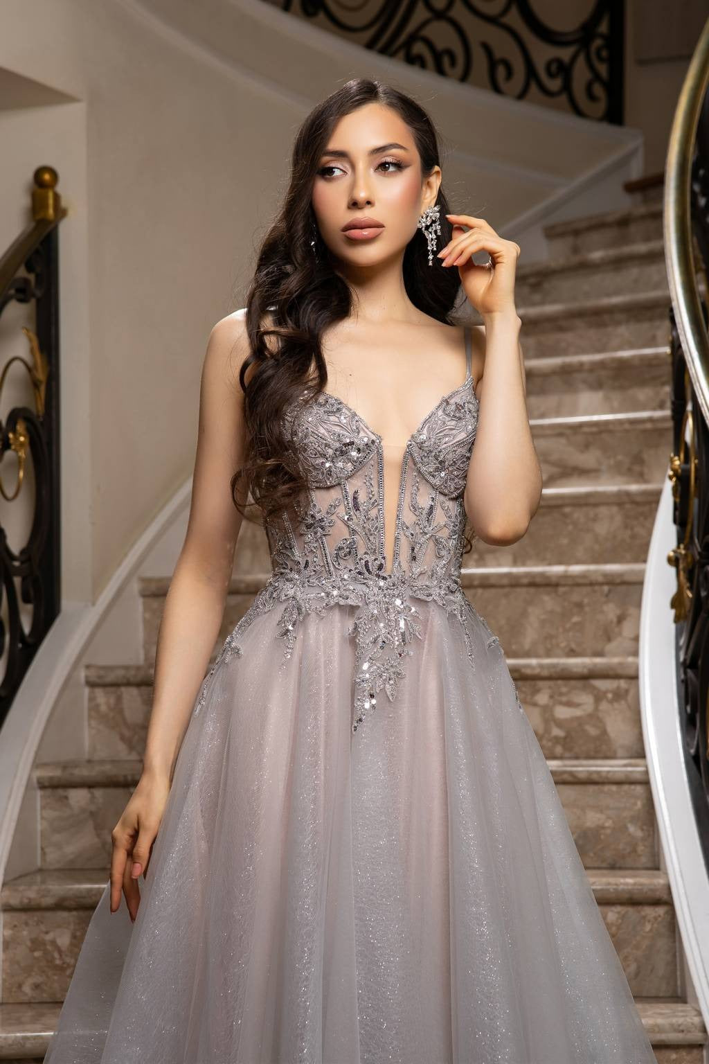 V-Neck Floor-Length Tulle Prom A-Line May Queen MQ2178