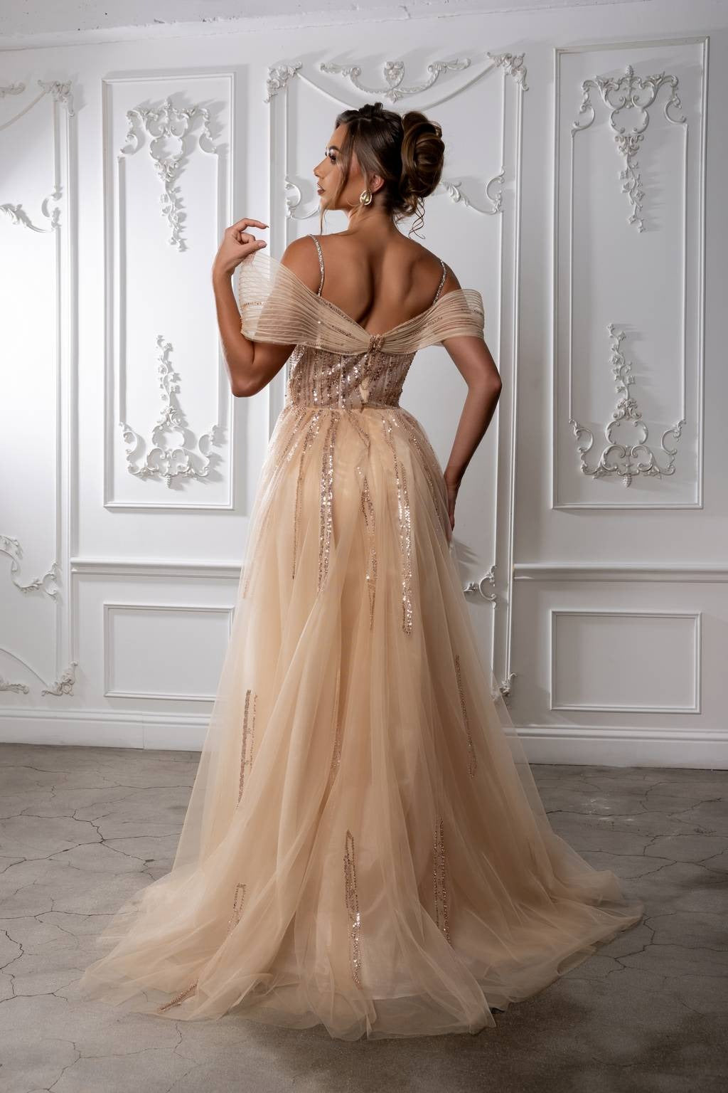Off-the-Shoulder Floor-Length Tulle Prom A-Line May Queen RQ8224