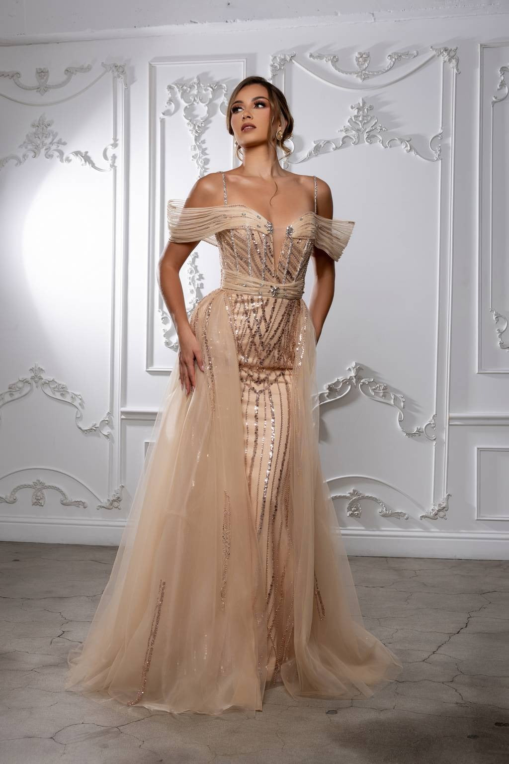 Off-the-Shoulder Floor-Length Tulle Prom A-Line May Queen RQ8224