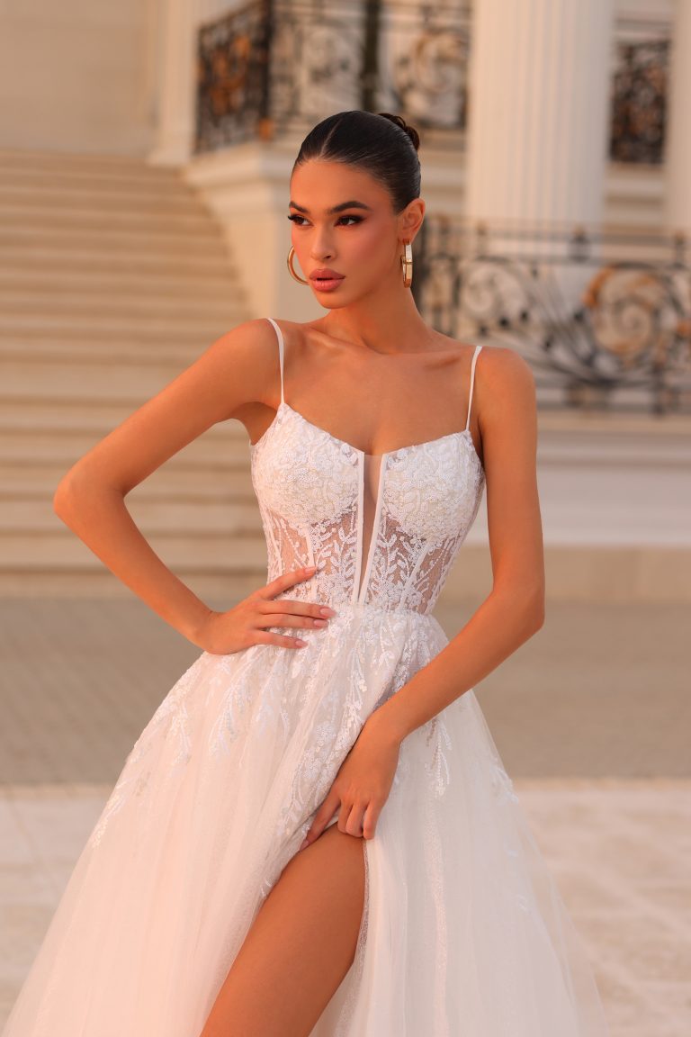 Sweetheart Floor-Length Tulle Wedding A-Line Gown Tina Holly TYTE216W
