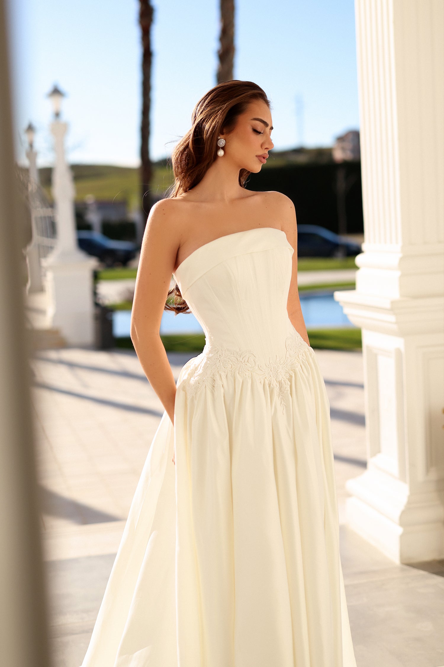Strapless Straight Neck Floor-Length Satin Wedding Dress A-Line Tina Holly TK800