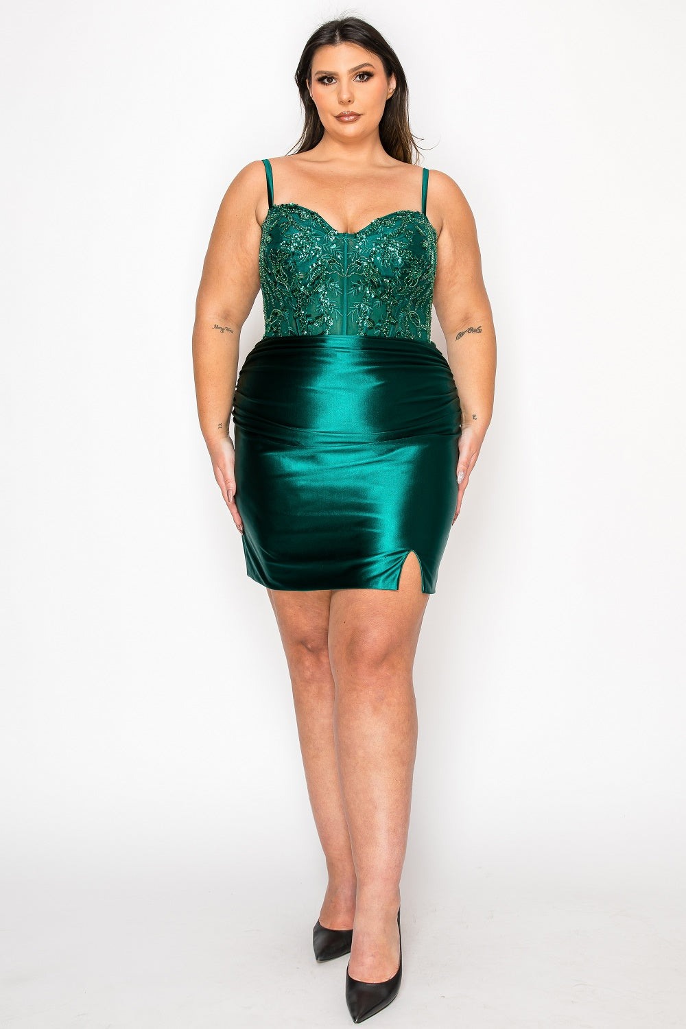 Green Sweetheart Mini Satin Homecoming Dress with Beaded Bodice and Side Slit Poly USA W1178
