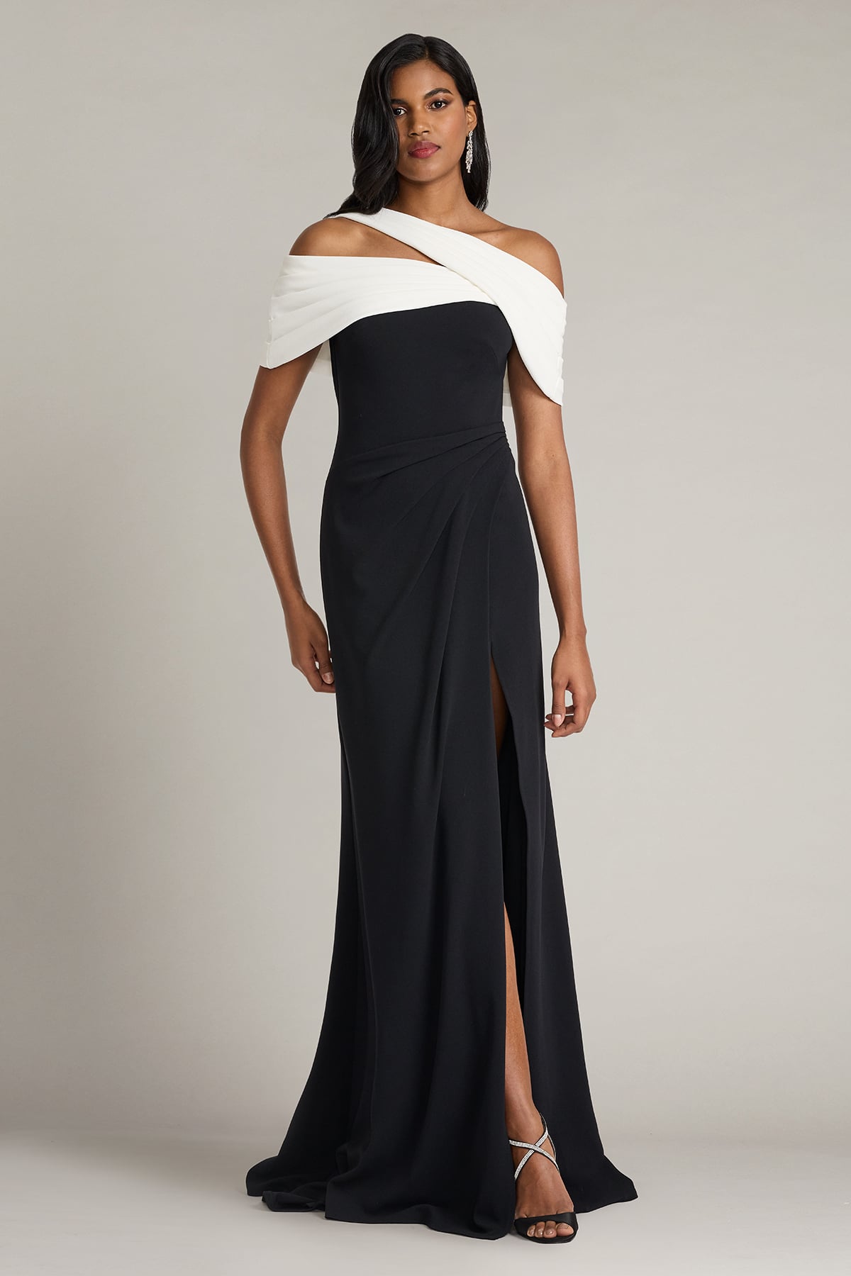 One-Shoulder Floor-Length Crepe Formal Sheath/Column Tadashi Shoji BOS26181L