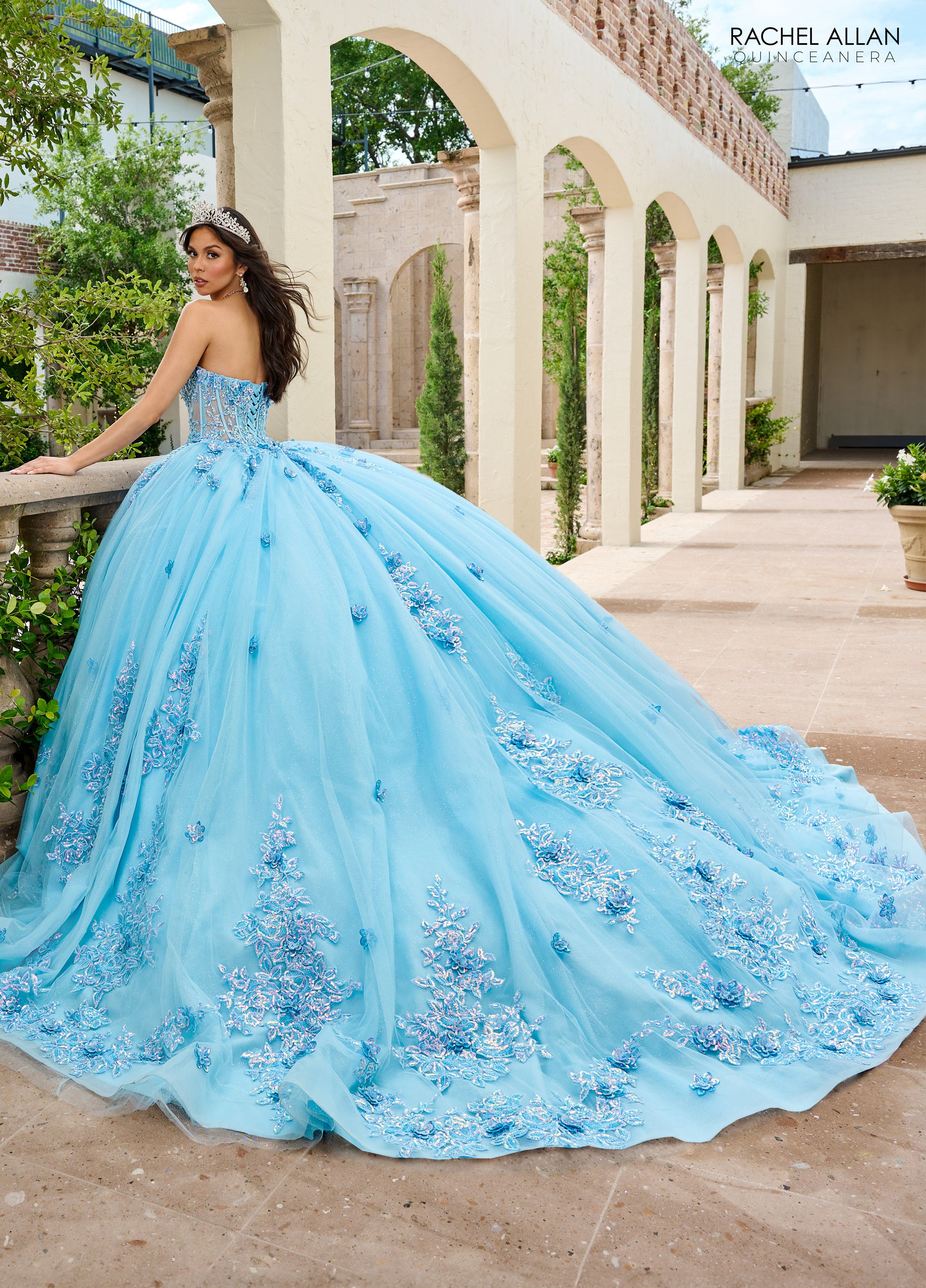 Quinceniera Dresses Long Beaded Ball Gown Corset Lace Quinceanera Dress Light Blue