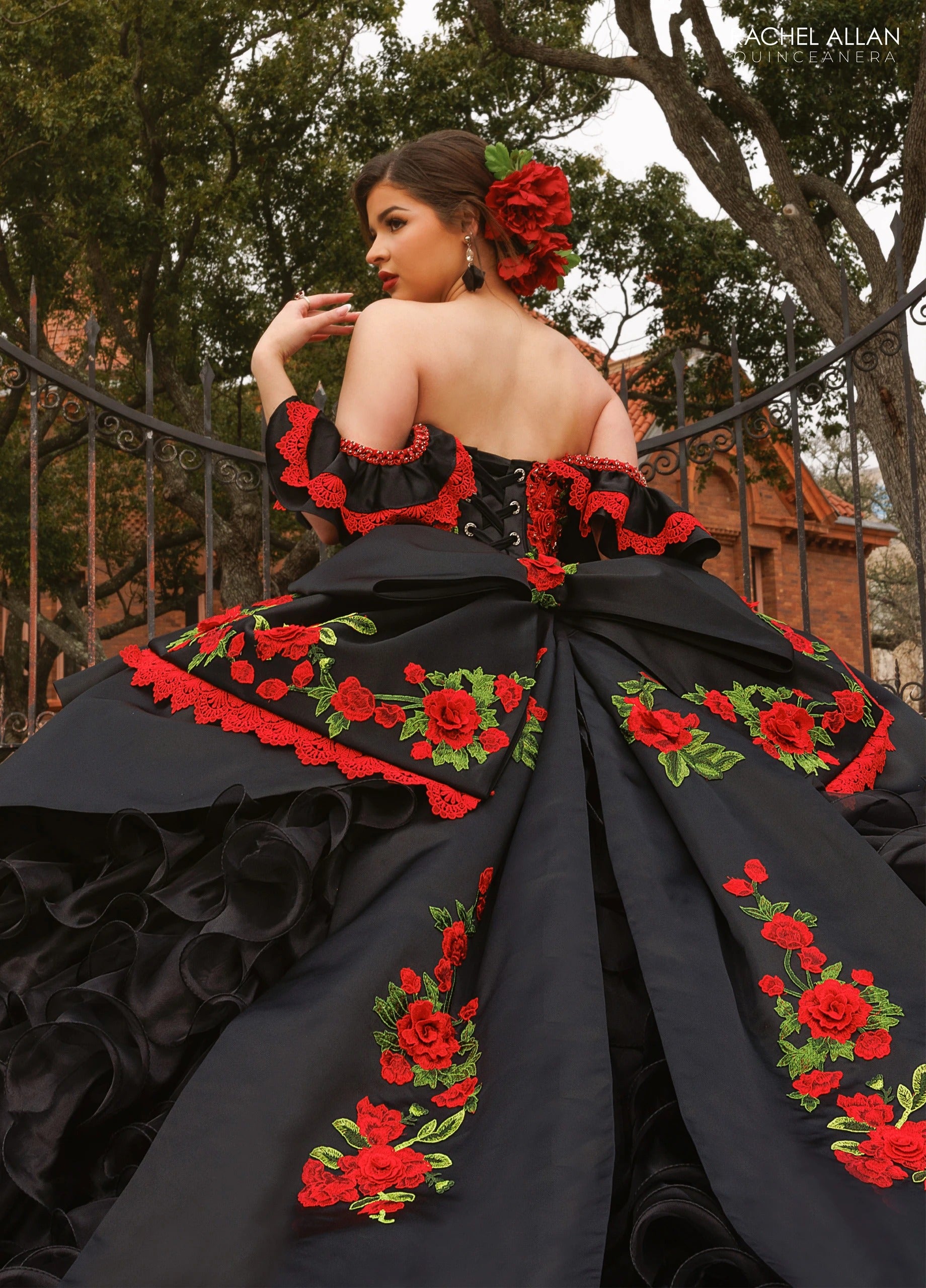Off-the-Shoulder Floor-Length with T in Satin Quinceañe Ball Gown Rachel Allan RQ5021