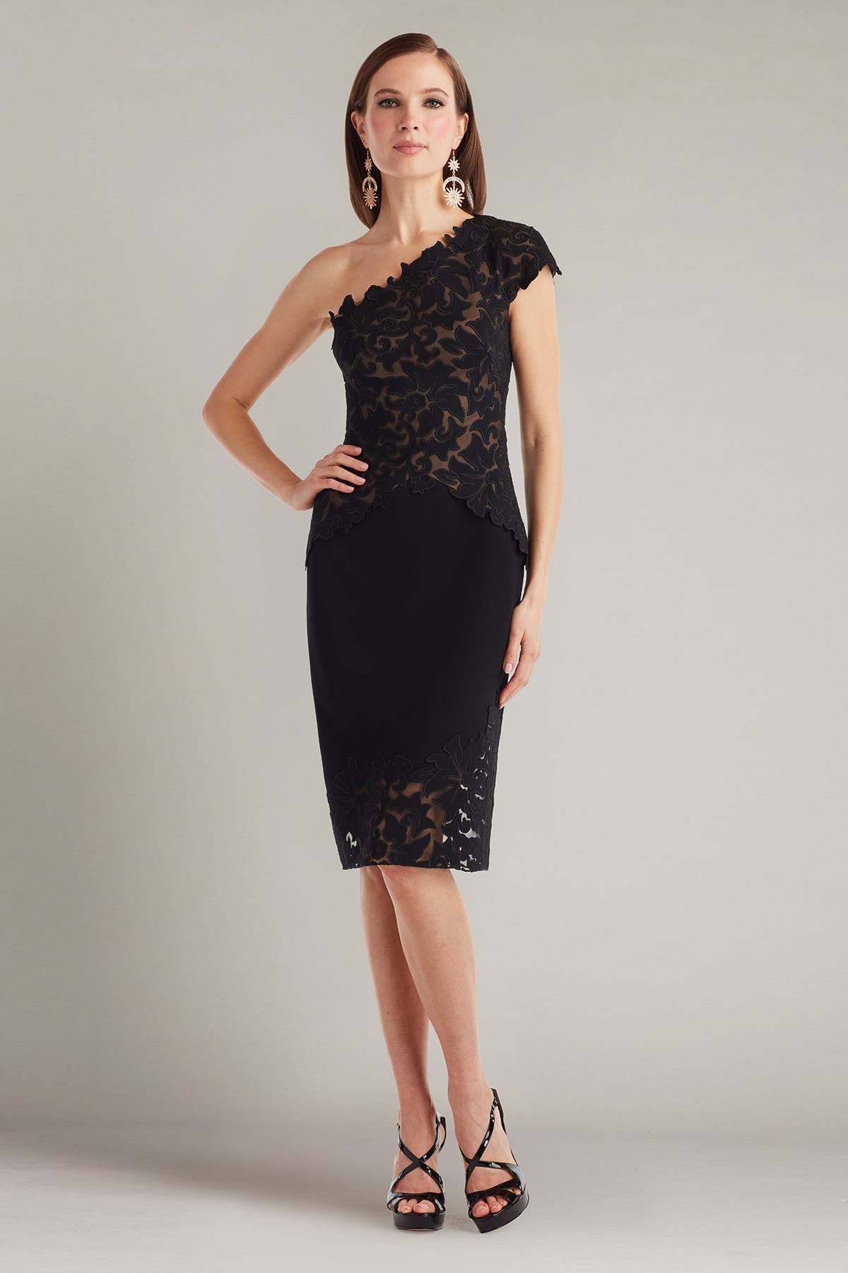 Cocktail Dresses Fitted Short Lace Cocktail Dress Black/Nude
