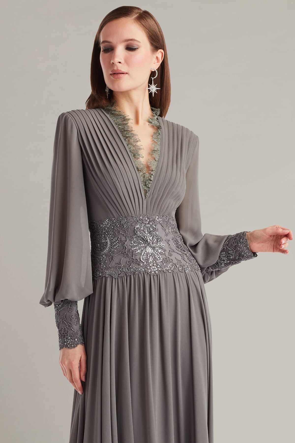 Mother of the Bride Dresses Long Sleeve Lace Applique Formal Pleated Mother of the Bride Dress Tadashi Shoji CJC25726L Mist