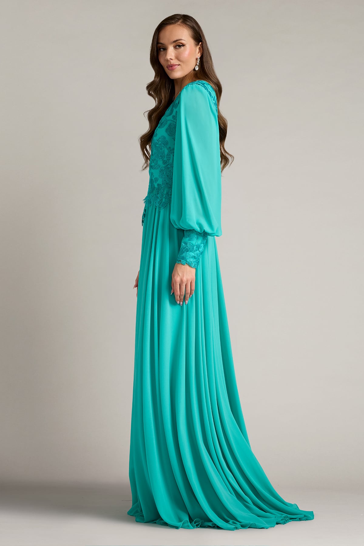 V-Neck Floor-Length Chiffon Formal A-Line Tadashi Shoji CJH26125L