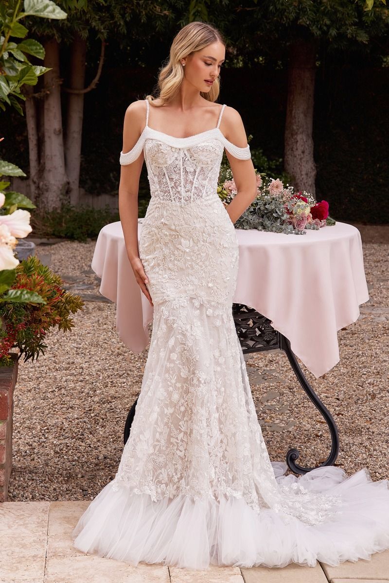 Wedding Dresses Beaded Long Bridal Gown Fitted Lace Wedding Dress Off White