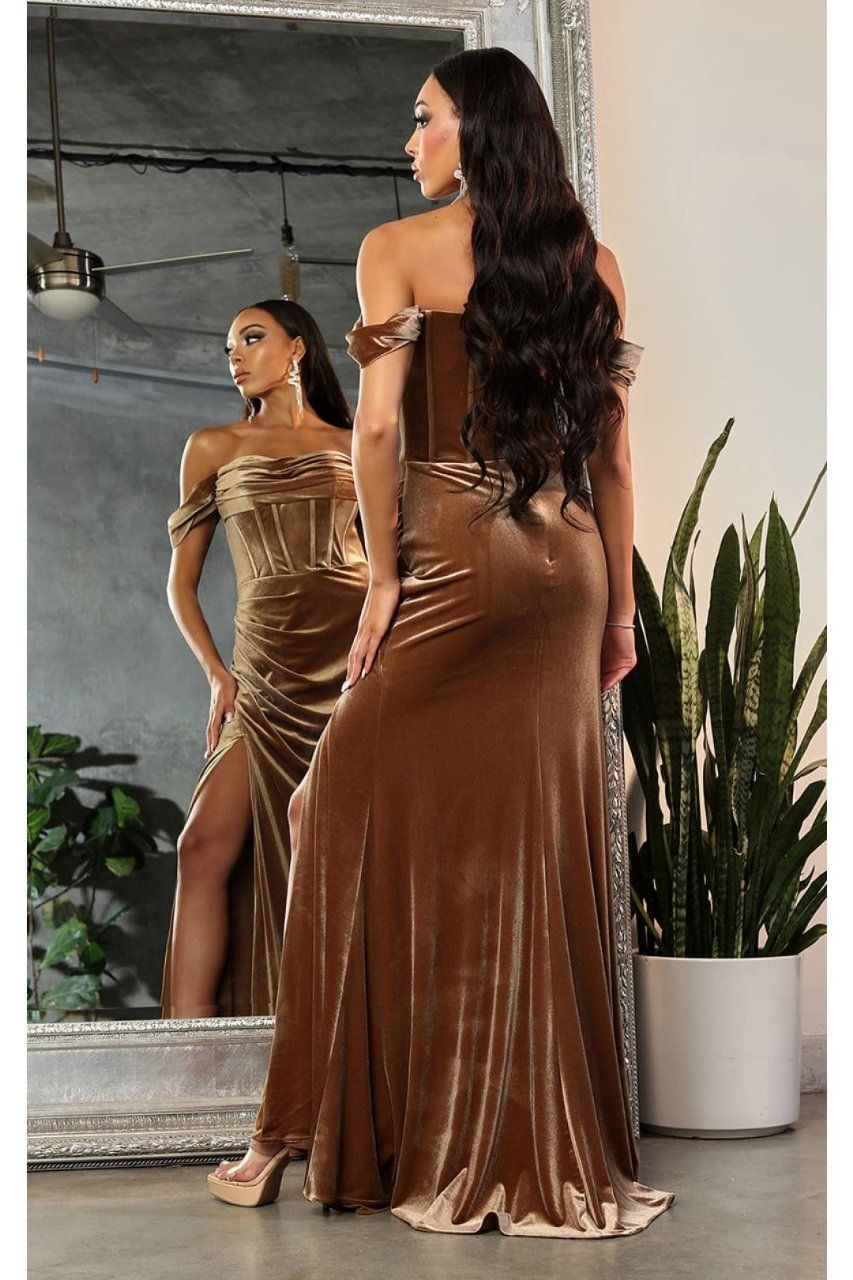 Off-the-Shoulder Floor-Length Velvet Formal Sheath Column May Queen RQ8069