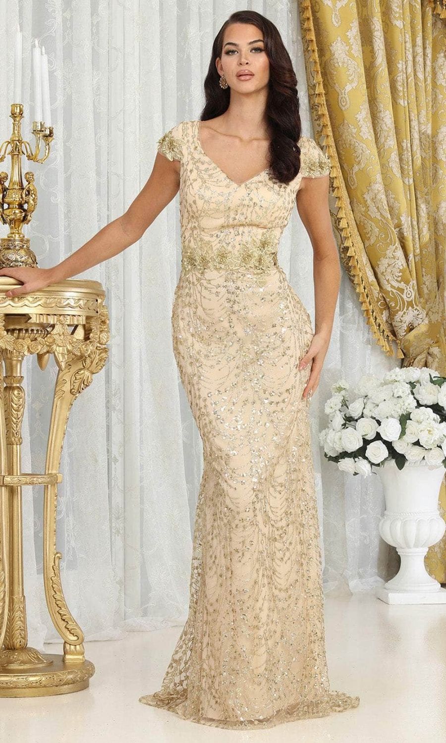 V-Neck Floor-Length Lace Evening Gown Sheath/Column May Queen 2062