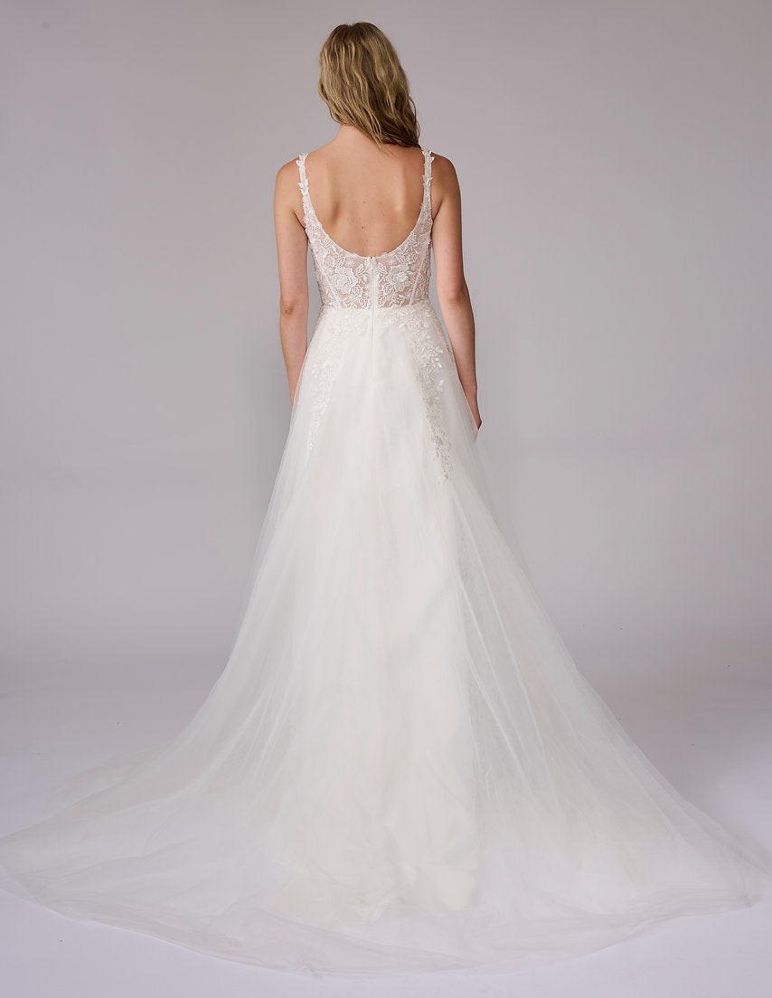 Wedding Dresses Long Lace Applique Wedding Bridal Dress Nina Canacci 6700 Ivory
