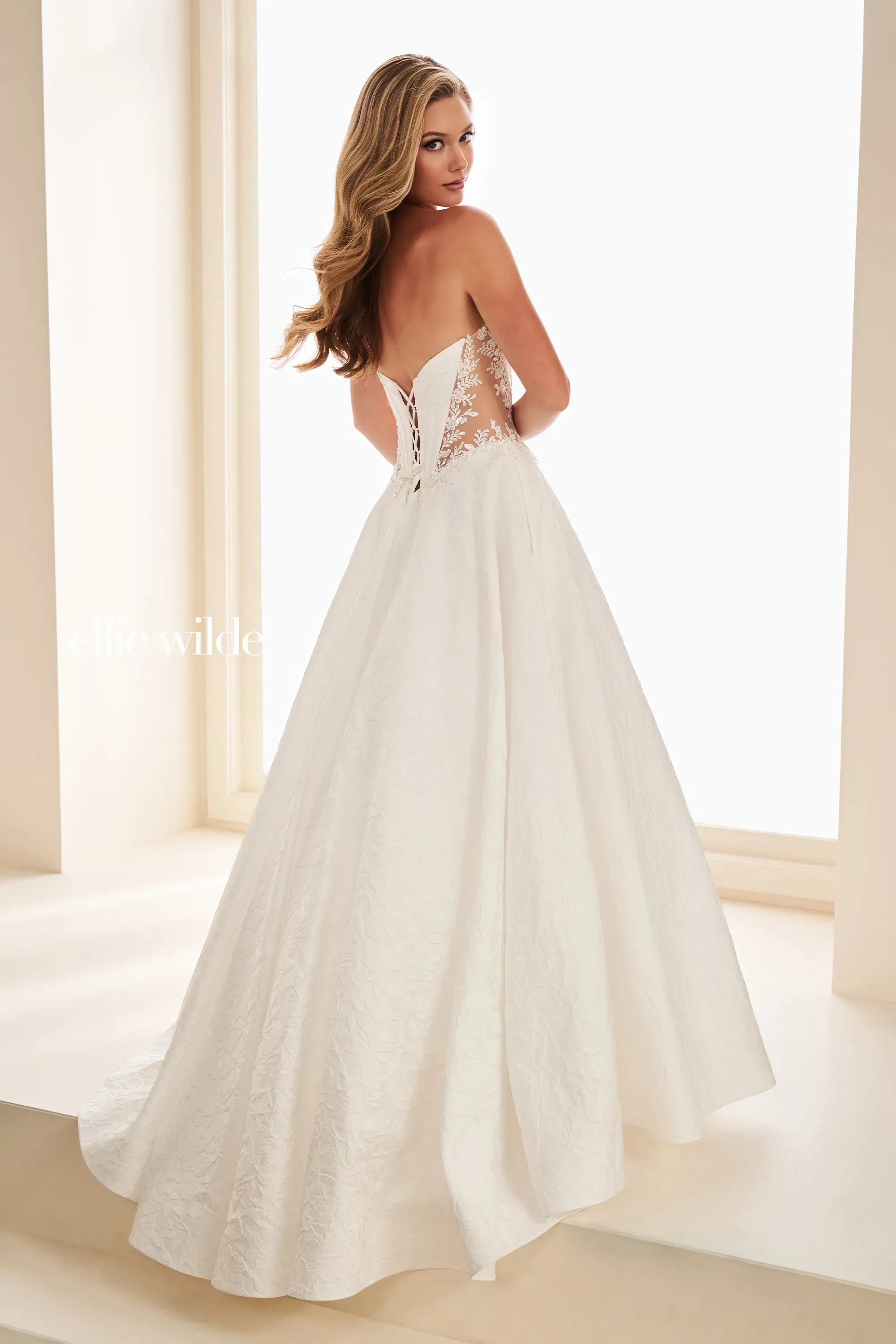 Wedding Dresses Corset Lace Applique Bridal Ball Gown Wedding Dress Diamond White