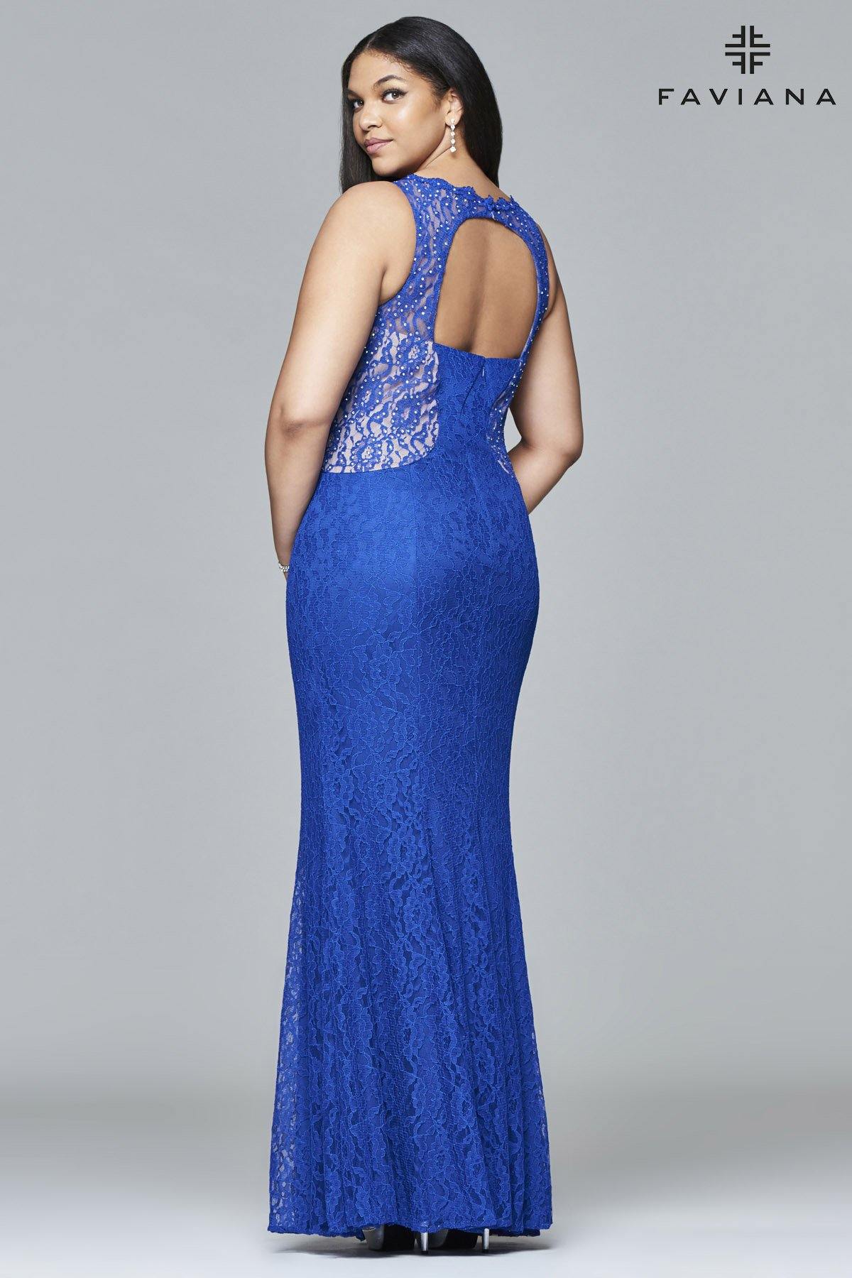 Faviana 9386 V-Neck Lace Plus Size Evening Dress - The Dress Outlet Faviana