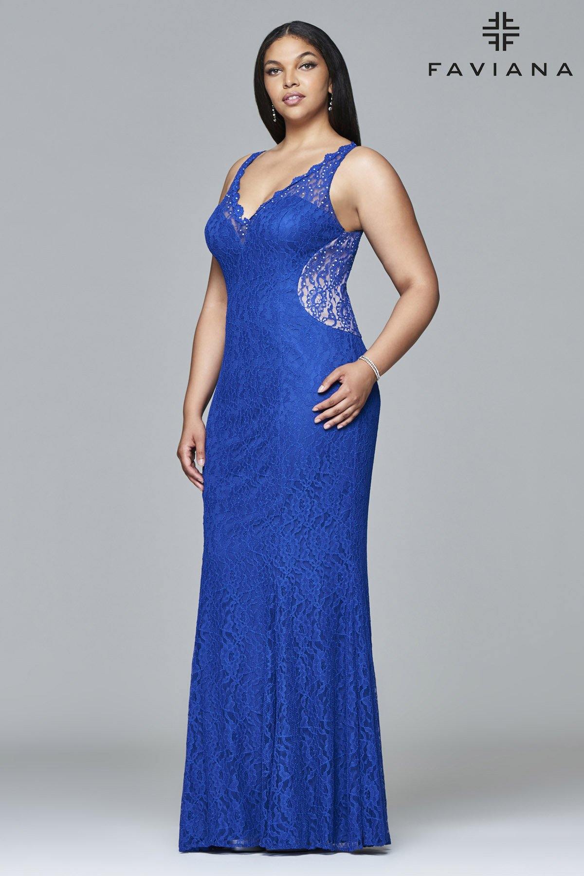 Faviana 9386 V-Neck Lace Plus Size Evening Dress - The Dress Outlet Faviana