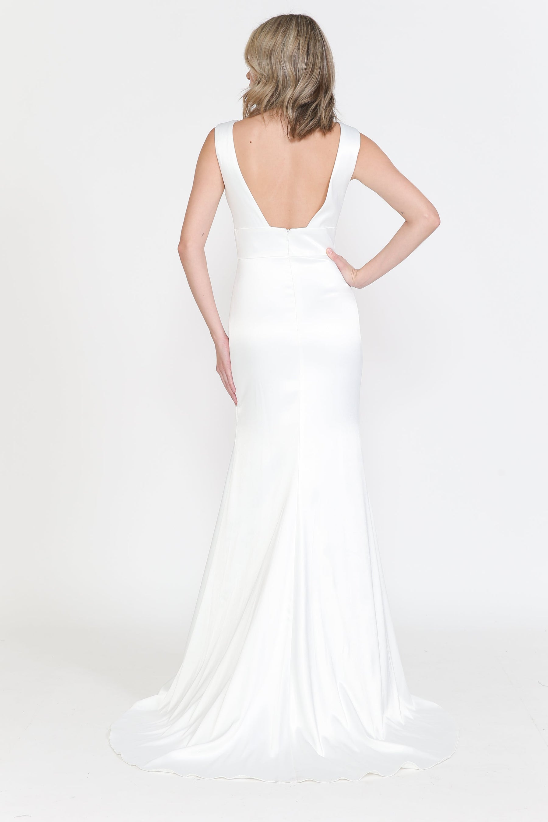 Off White V Neck Floor Length Satin Wedding Gown with Sweep Train Open Back Dress Poly USA 8502