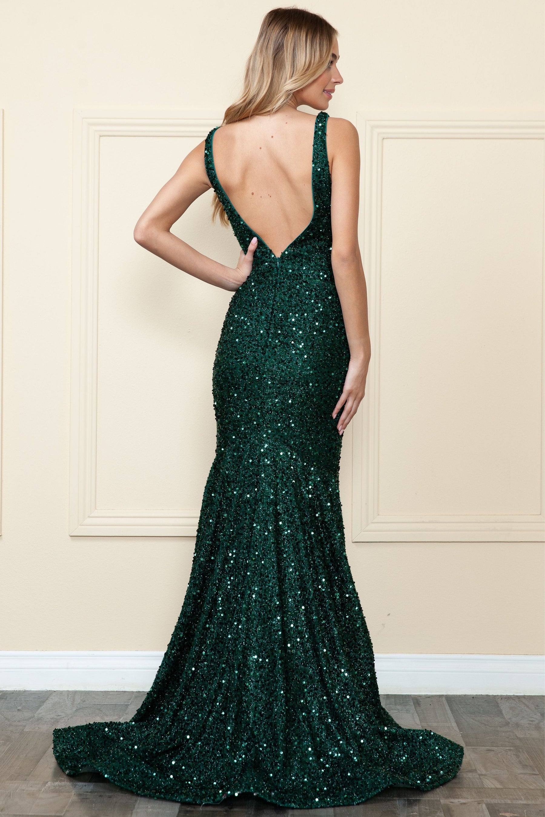 Emerald V-Neck Floor-Length Sequin Velvet Prom Gown with Sweep Train Formal Dress Poly USA 9108