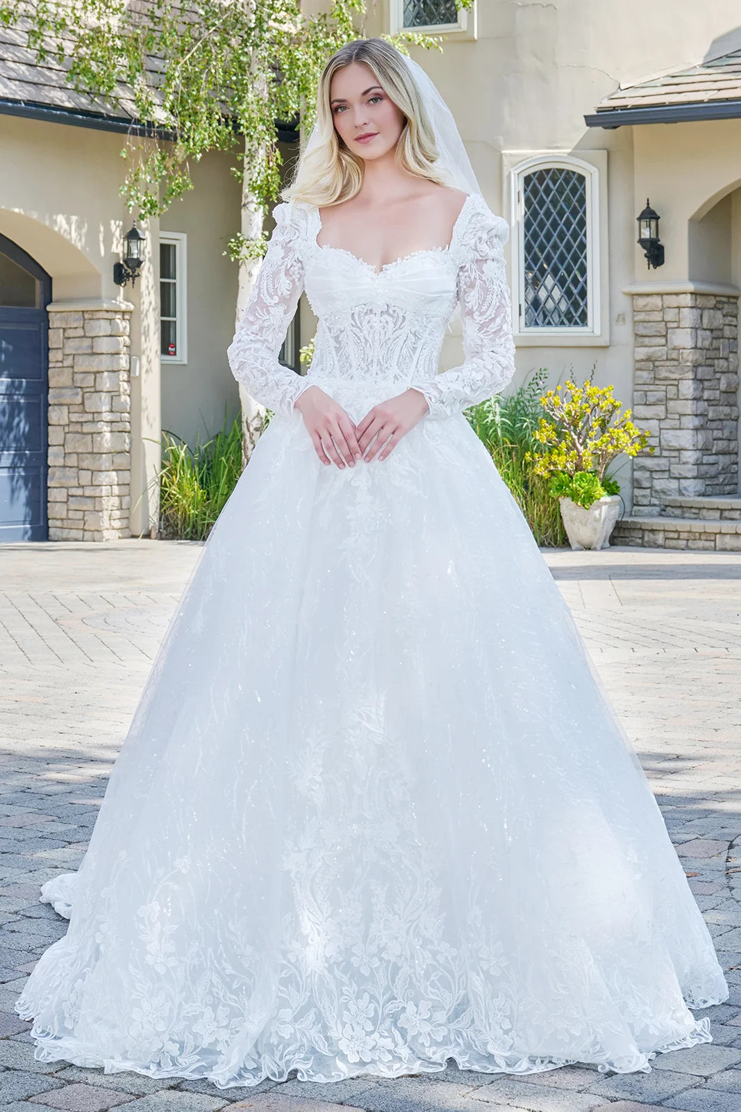Wedding Dresses Long Ball Gown Bridal Corset Beaded Wedding Dress Off White