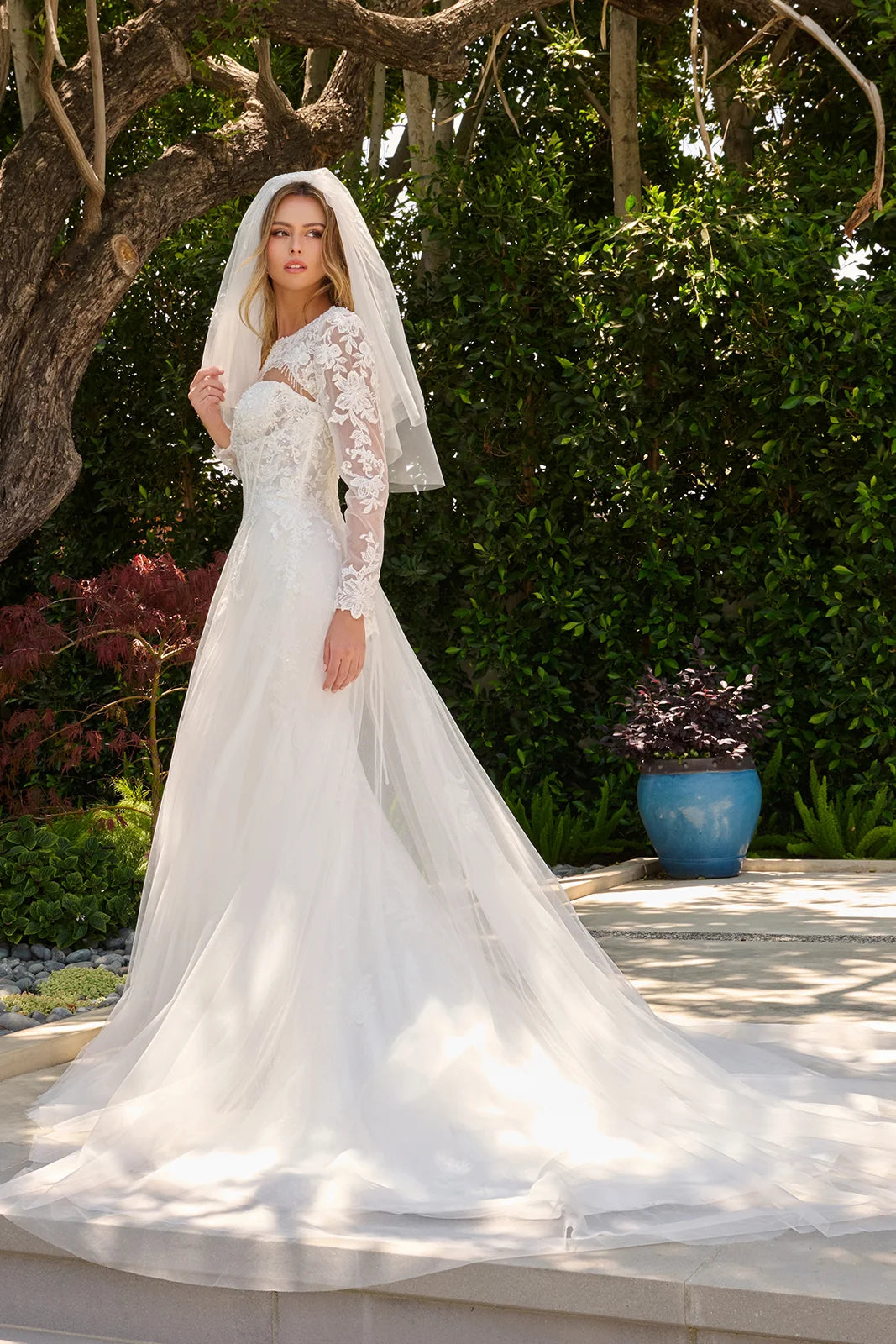 Sweetheart Floor-Length Lace Wedding A-Line GLS GL3842