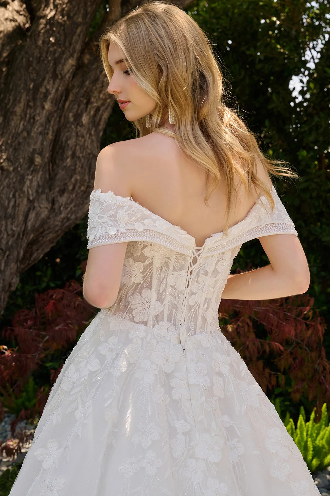 Sweetheart Floor-Length Tulle Occasion Ball Gown GLS GL3845