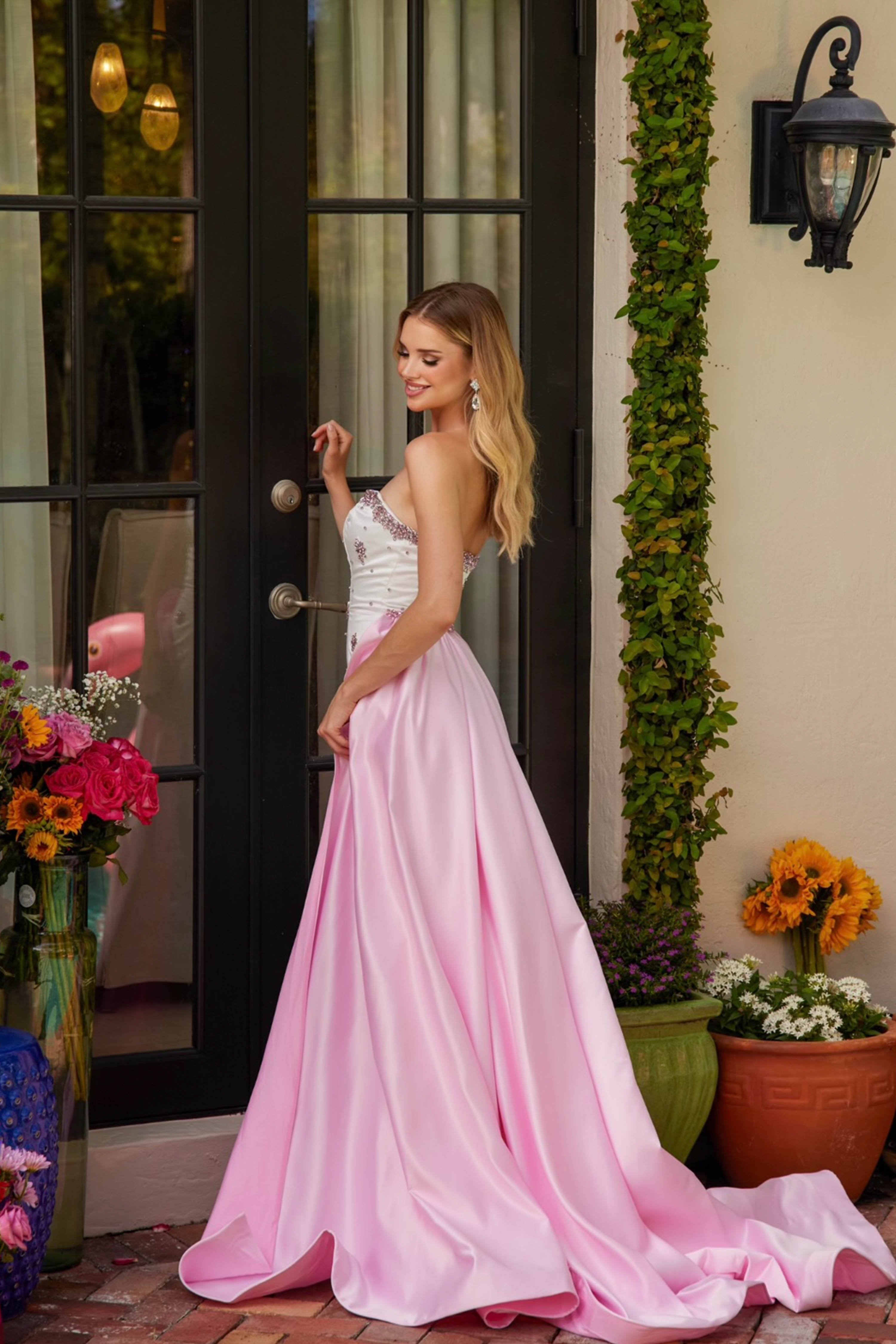Prom Dresses Long Beaded Overskirt Formal Prom Dress Off White/Light Pink