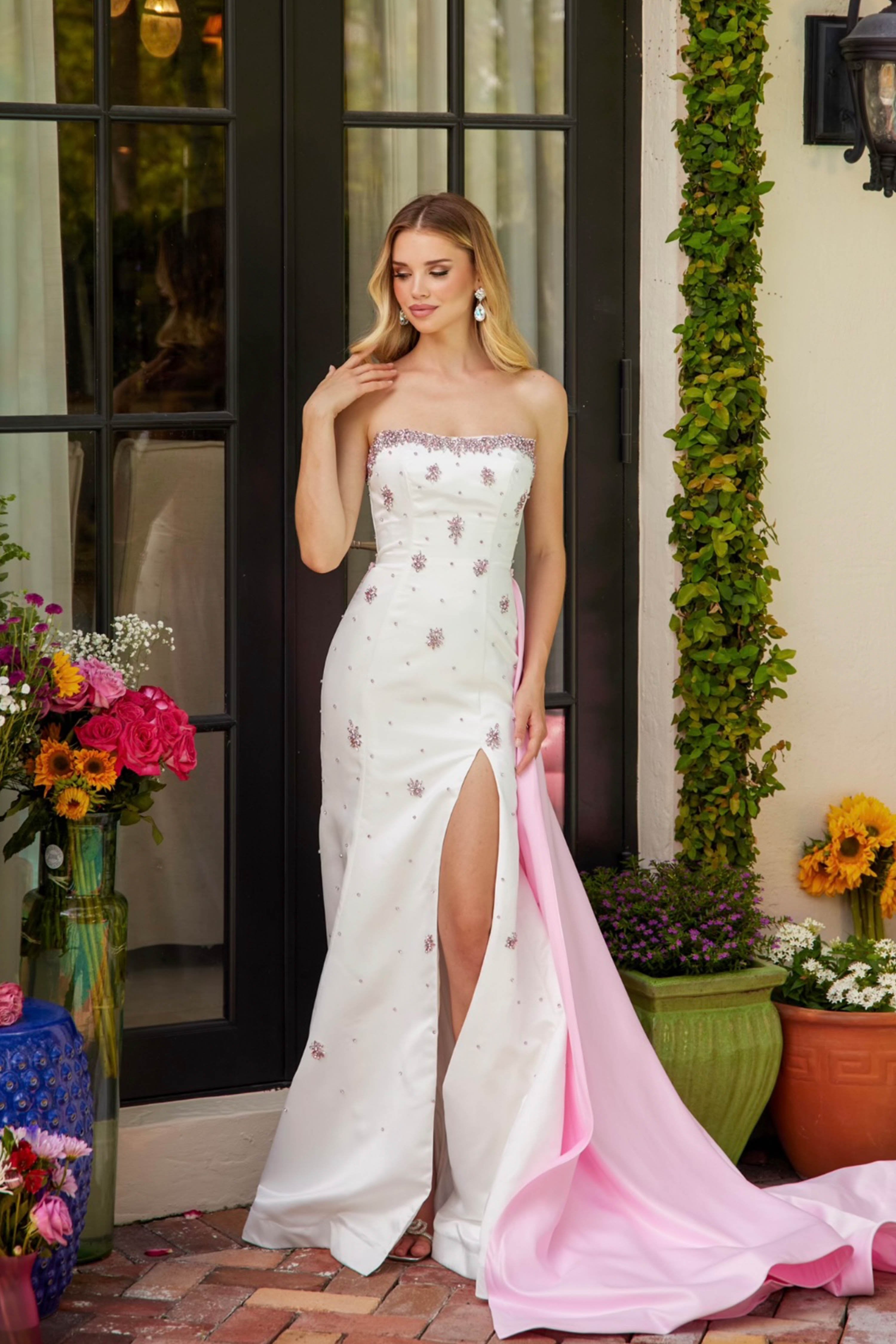 Prom Dresses Long Beaded Overskirt Formal Prom Dress Off White/Light Pink