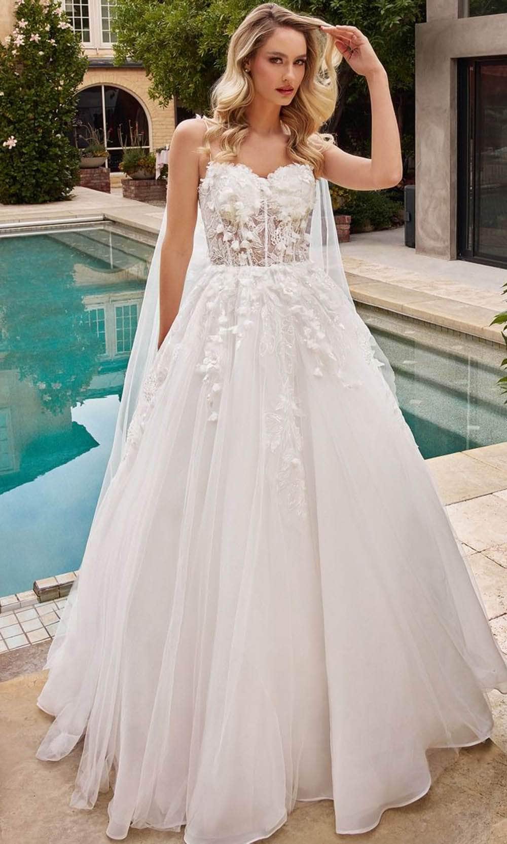 Sweetheart Floor-Length Tulle Wedding Ball Gown LaDivine S437W