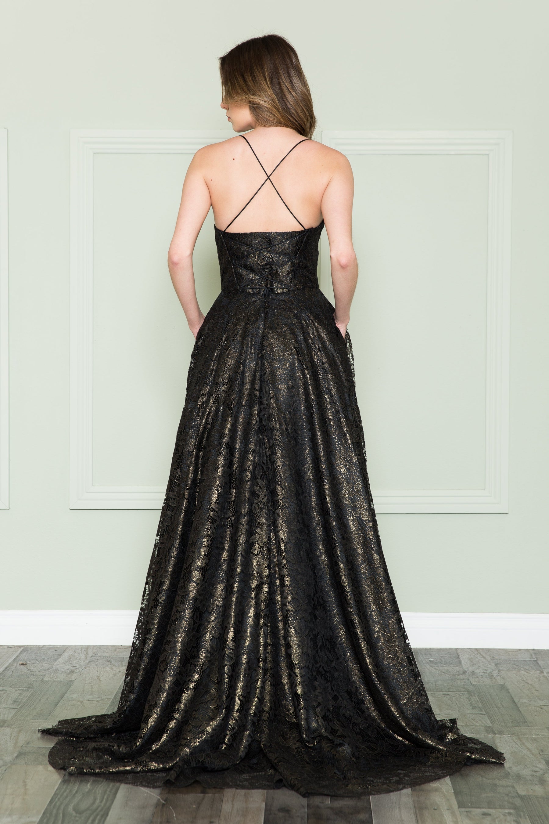 Black/Gold Scoop Neck Floor-Length Lace Evening Gown with Open Back Poly USA 8862