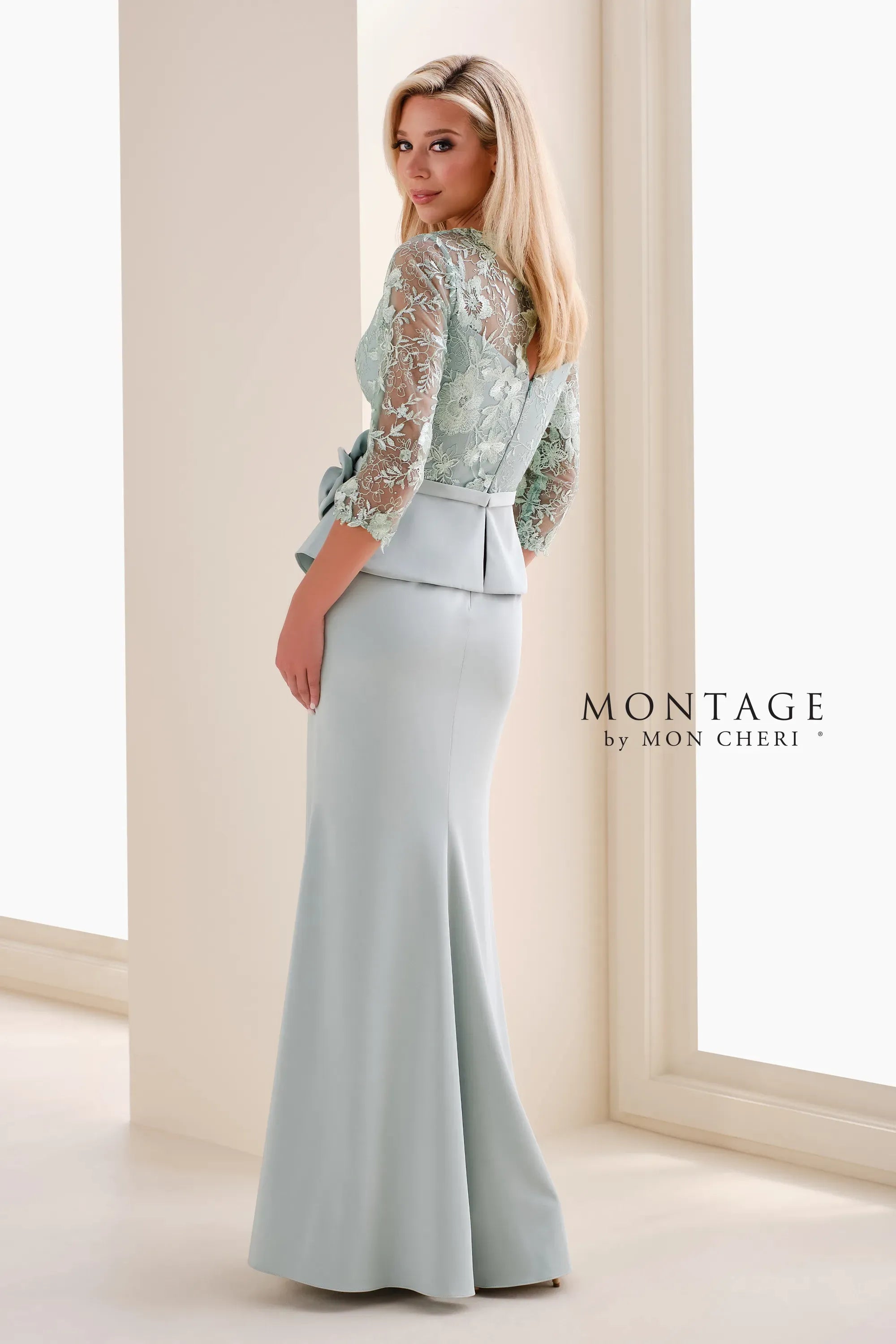 V-Neck Floor-Length Lace Formal Sheath/Column Montage M4209