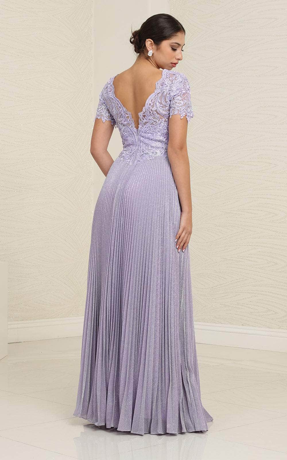 V-Neck Floor-Length Lace Evening Gown A-Line May Queen 1902