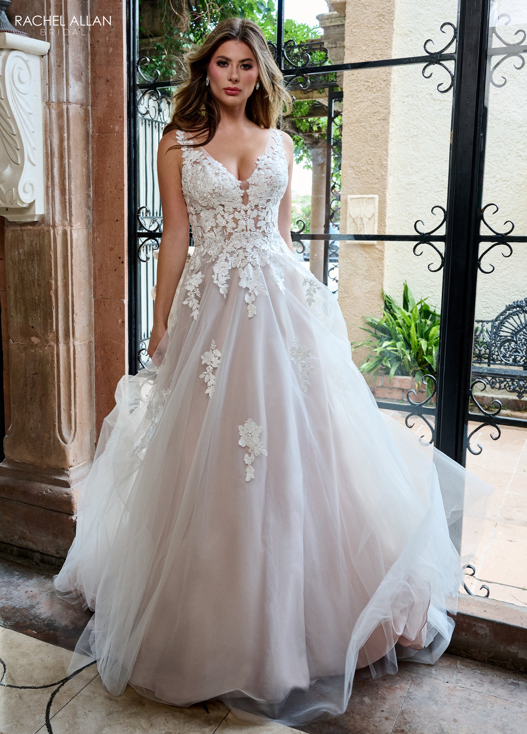Wedding Dresses Bridal Ball Gown Beaded Long Wedding Dress Ivory Almond Pink Light Rum Pink