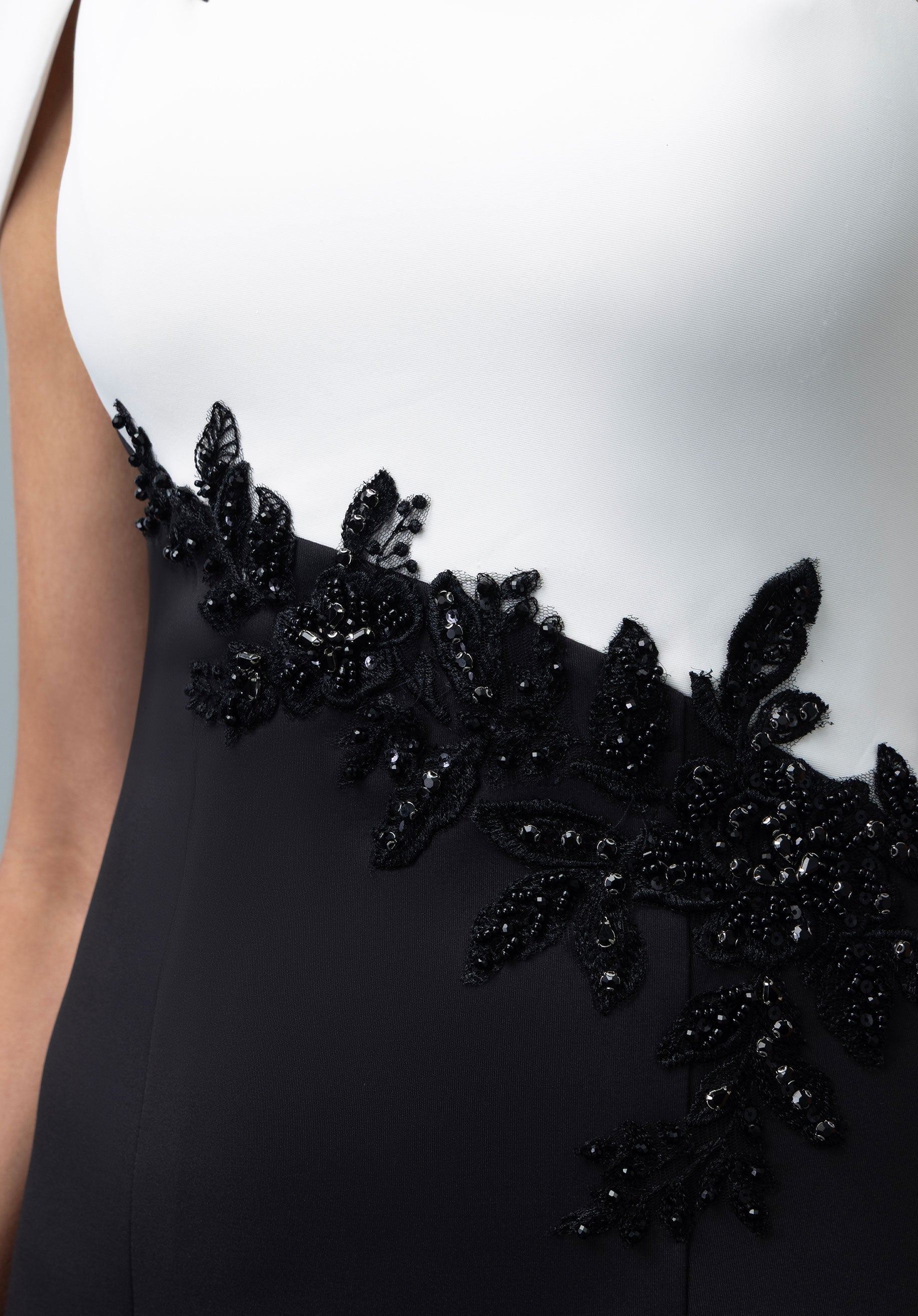 Formal Dresses Long Floral Applique Formal Dress Ivory/Black