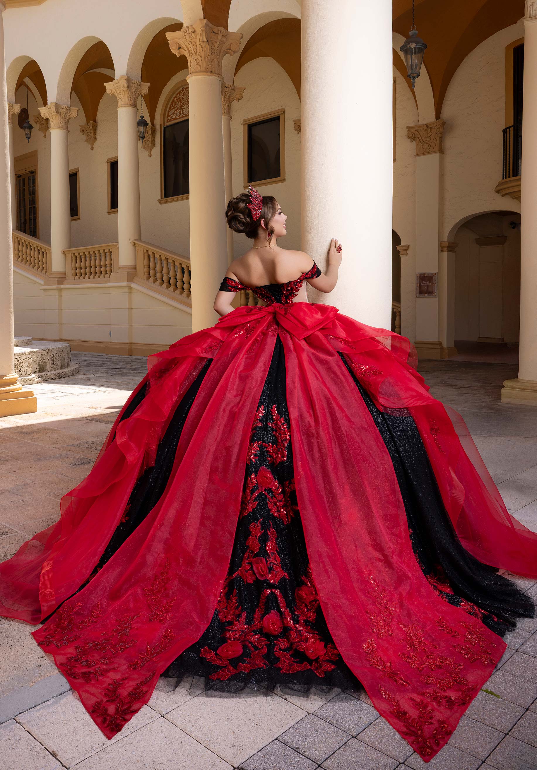 Off-the-Shoulder Floor-Length Tulle Quinceañera Ball Gown MGNY Madeline Gardner New York 4080000