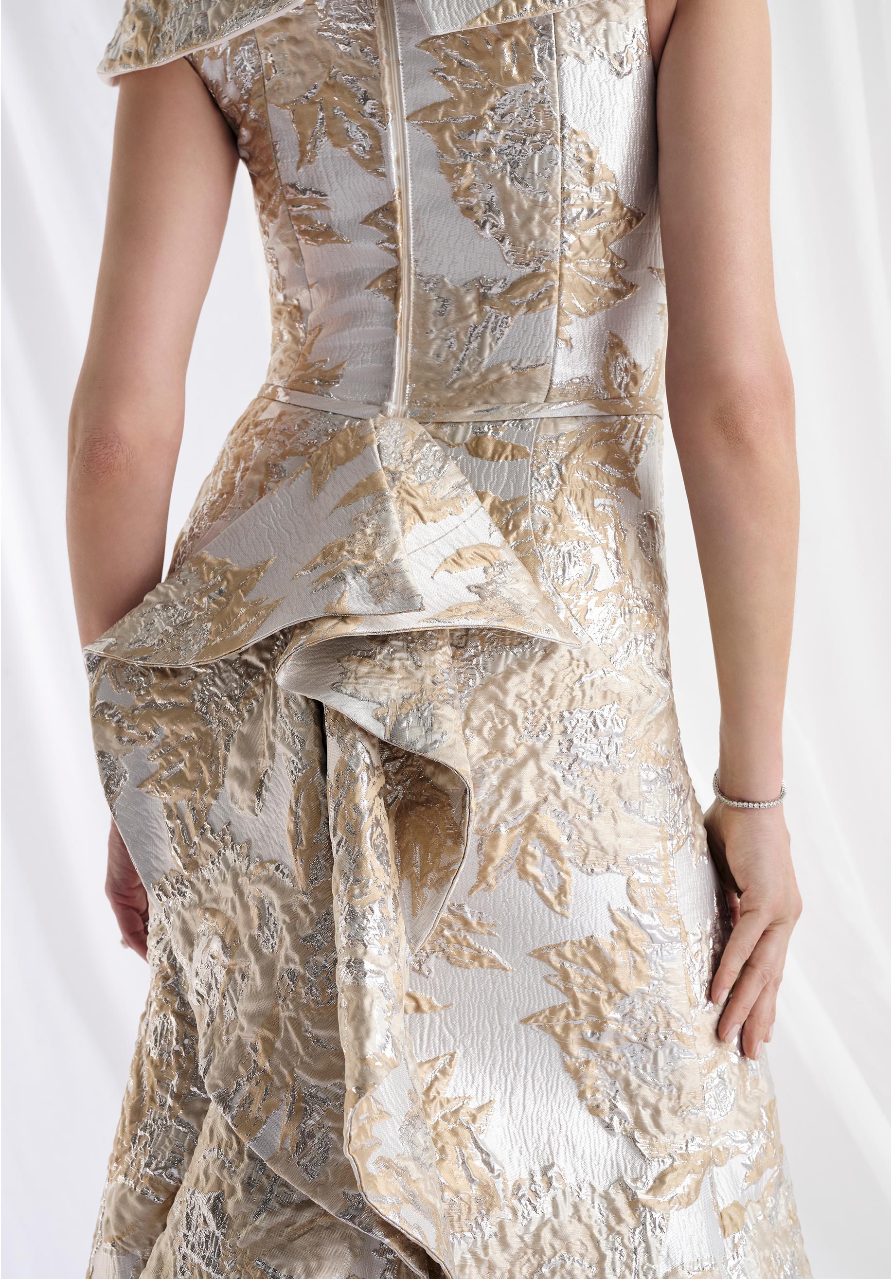 Formal Dresses Metallic Ruffle Long Formal Dress Silver/Champagne