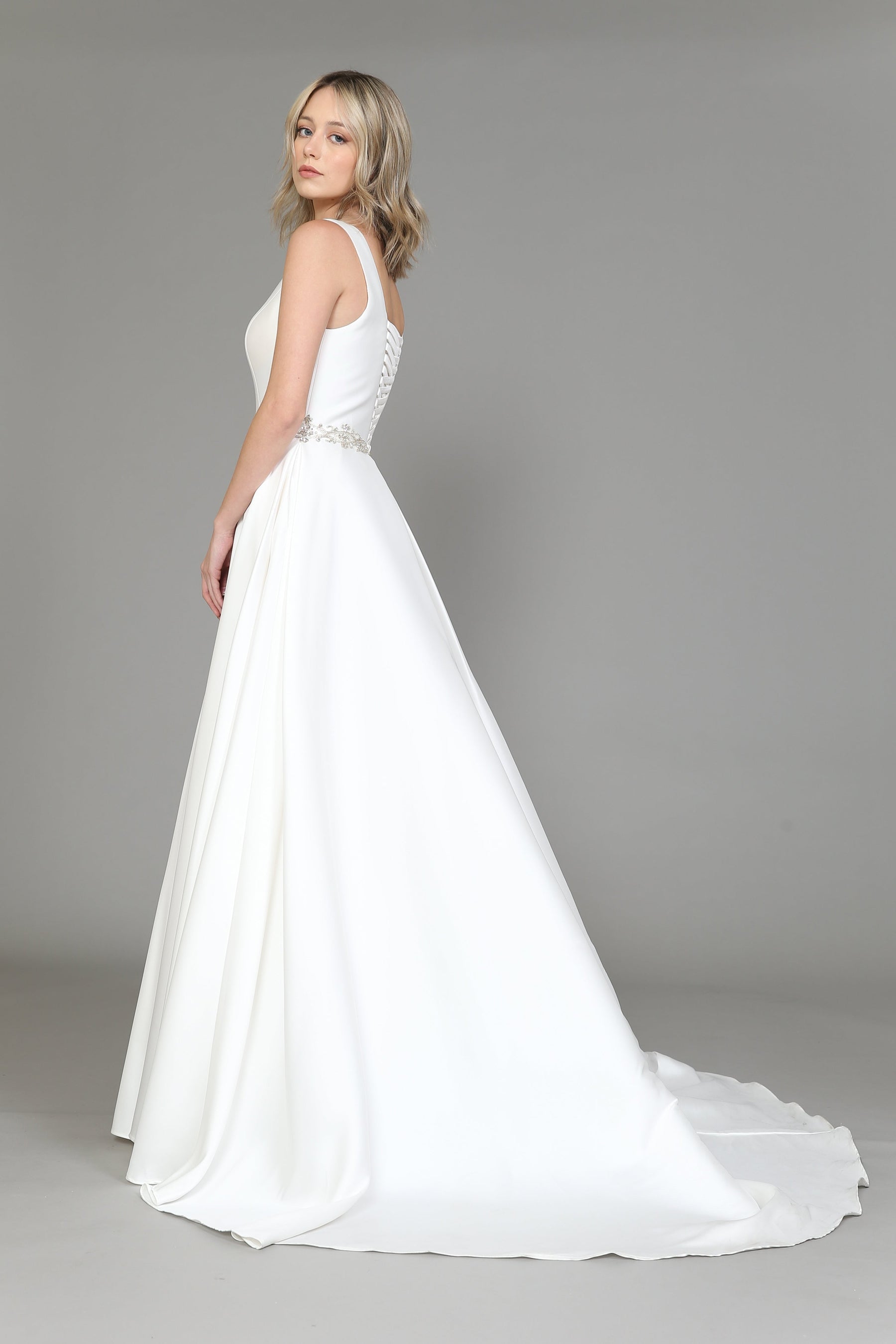 Off White Scoop Neck Floor Length Satin Wedding Gown with Lace Up Back A-line Dress Poly USA 8518