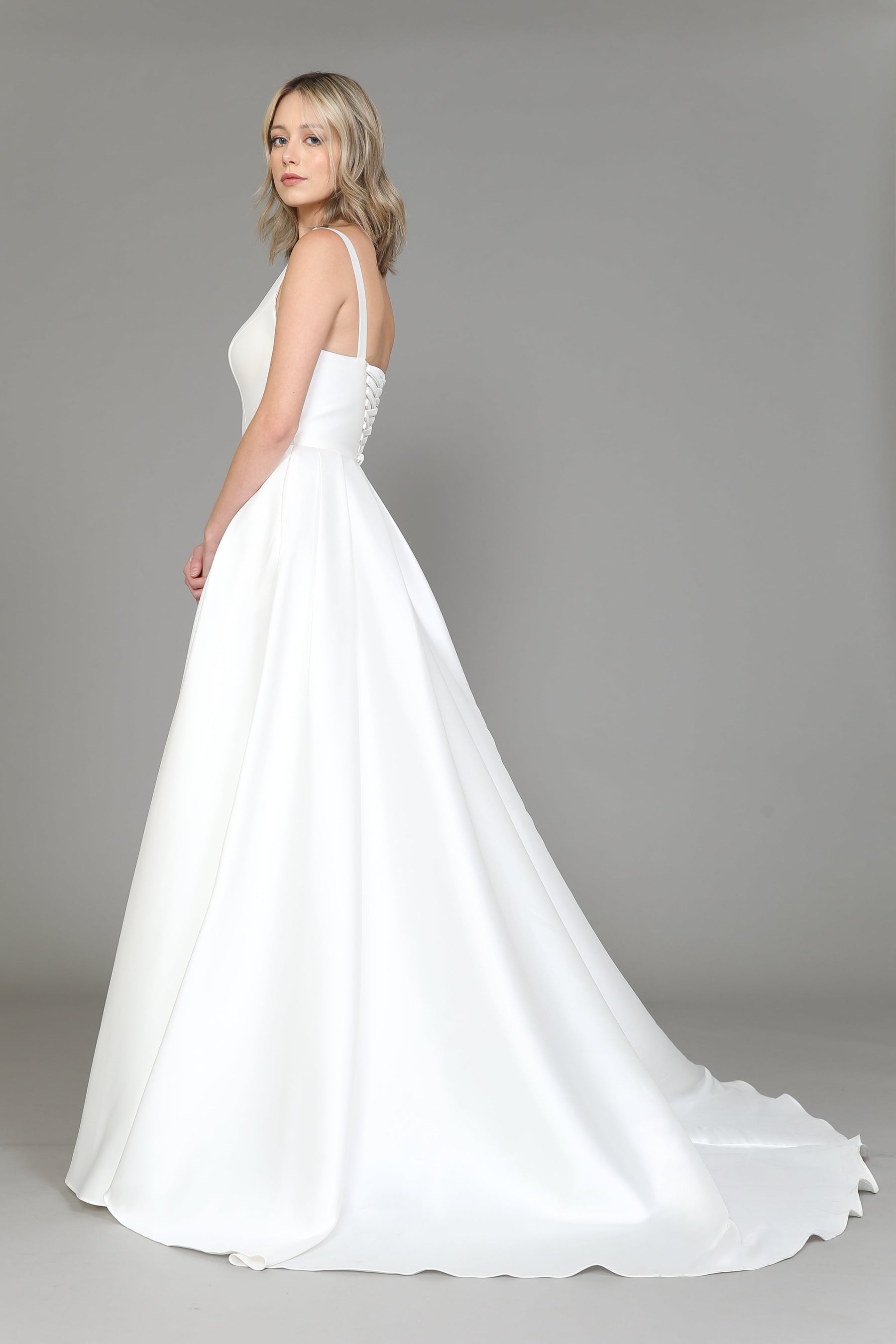 Off White Square Neck Floor Length Satin Wedding Gown with Lace Up Back A-line Dress Poly USA 8528