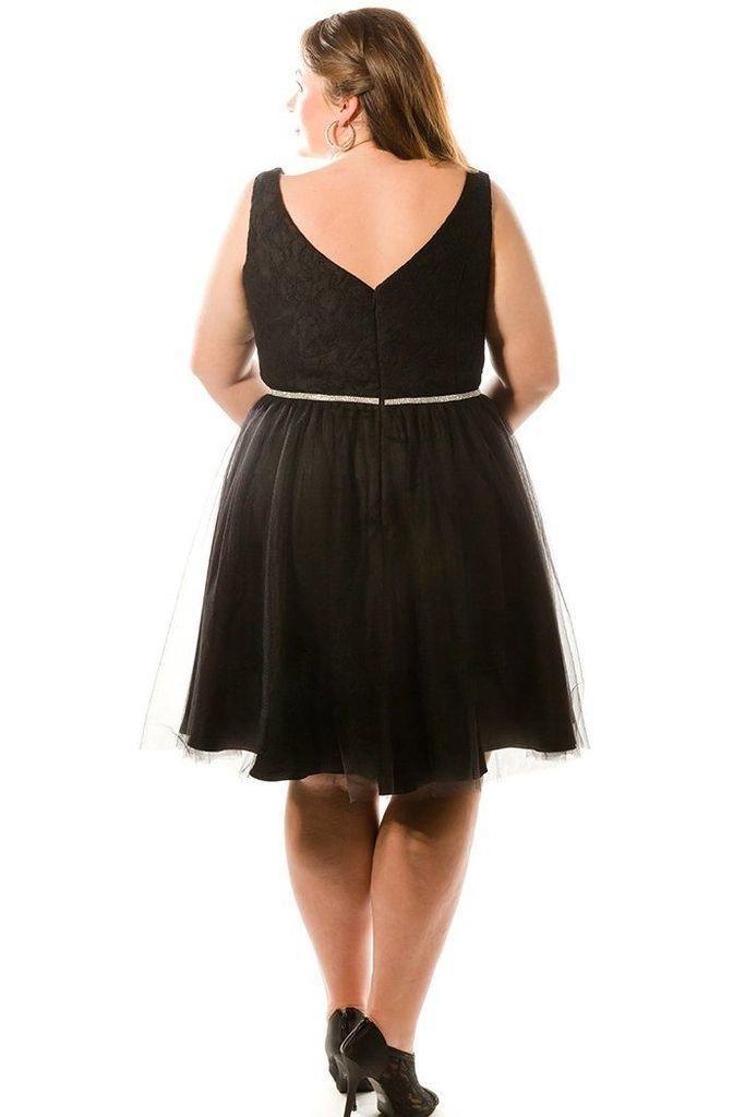 Sydneys Closet Short Plus Size Prom Dress