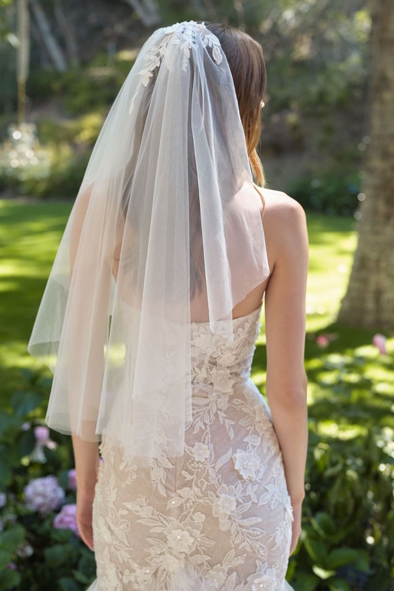 Wedding Dresses Long Bridal Gown Mermaid 3D Floral Wedding Dress Off White Nude