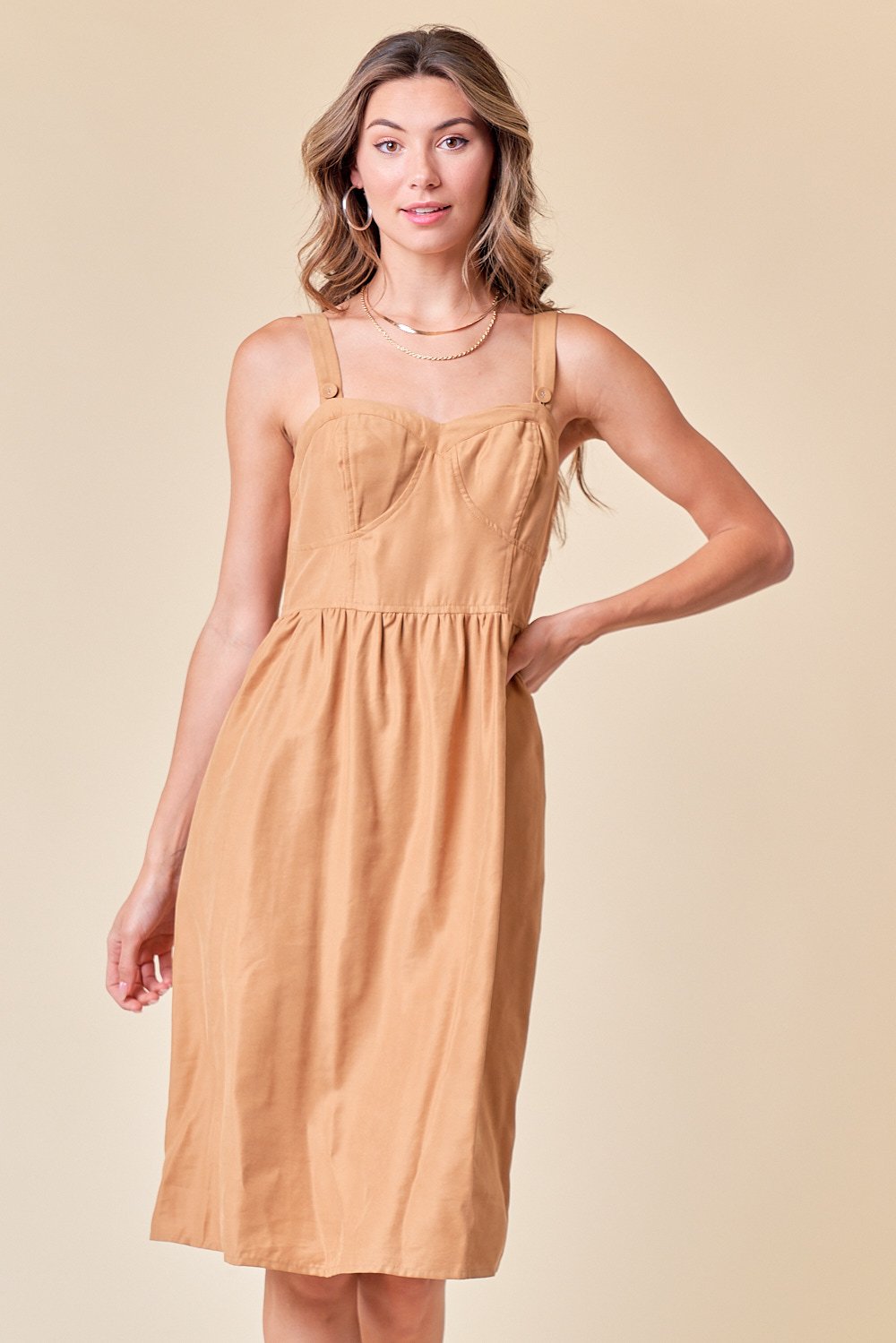 Cocktail Dresses Sleeveless Side Pocket Buster Midi Dress Camel