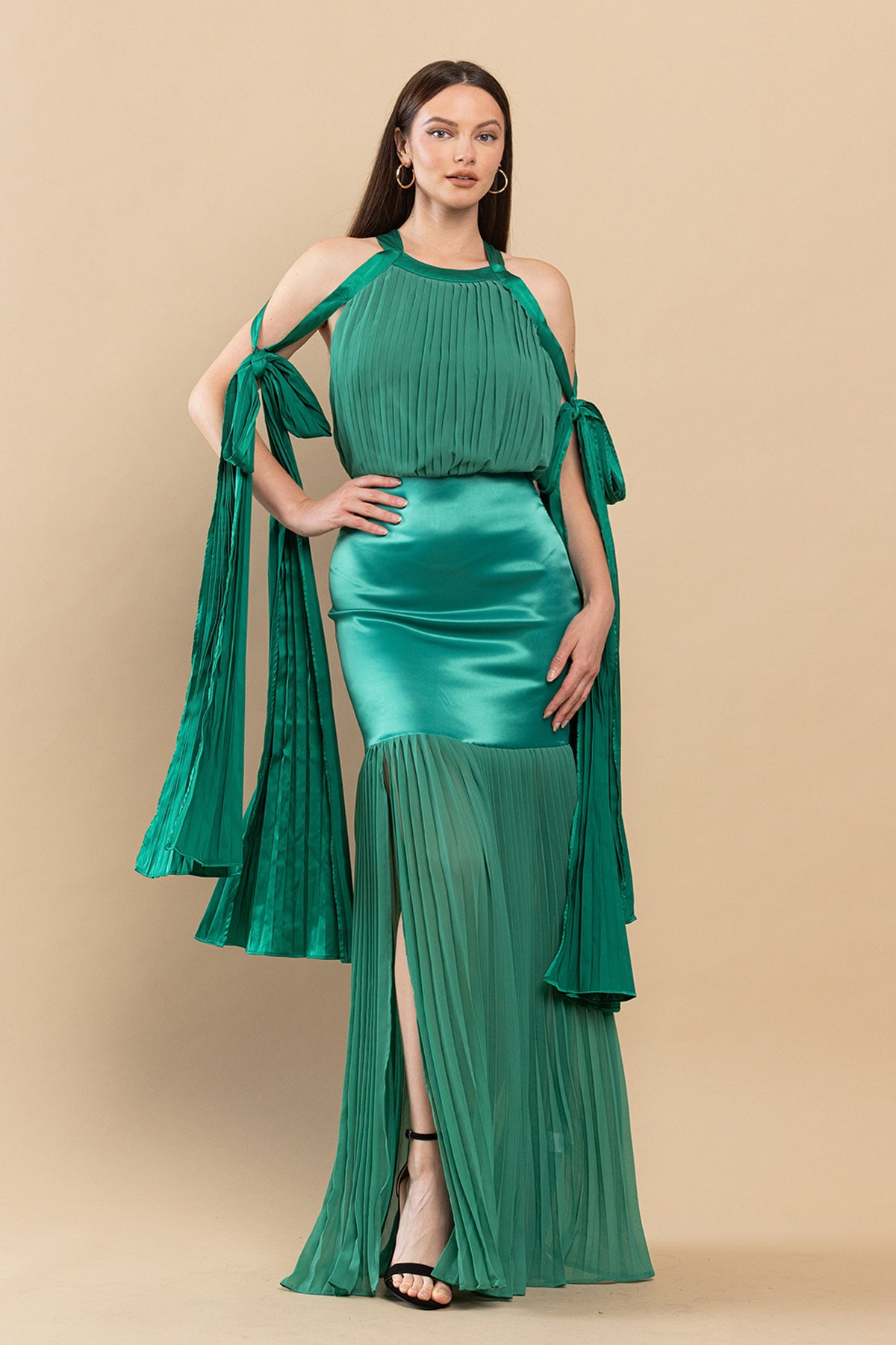 Green Long Mermaid Pleated Satin Maxi Dress
