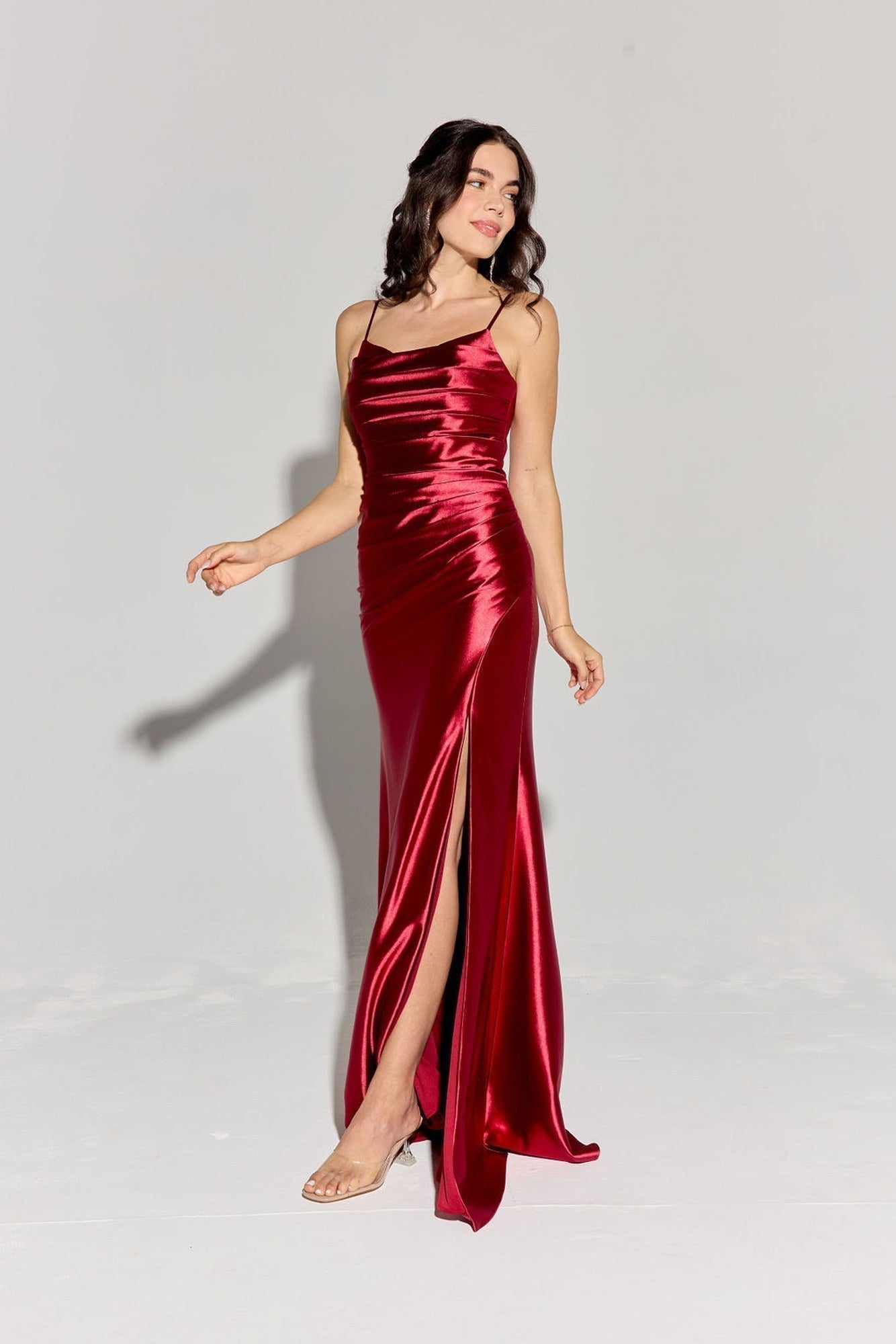 The 'Old Hollywood' Drape: Why Cowl Necklines and Silk Slips are the Biggest Trend for 2026 Proms and Galas